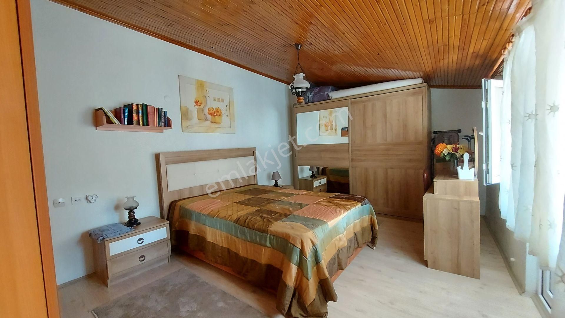 Derince Dumlupınar Satılık 3+1 Müstakil Ev Ve Arsası - Görsel 23