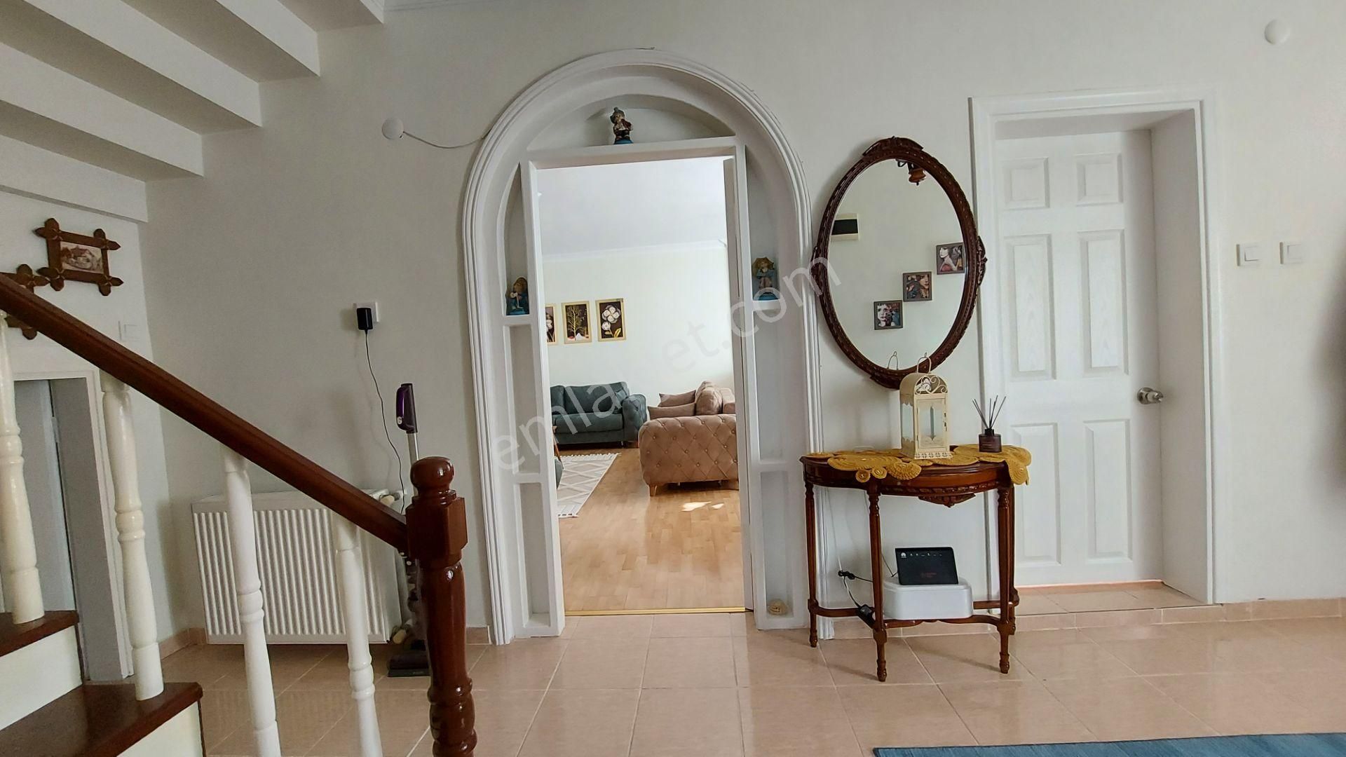 Derince Dumlupınar Satılık 3+1 Müstakil Ev Ve Arsası - Görsel 17