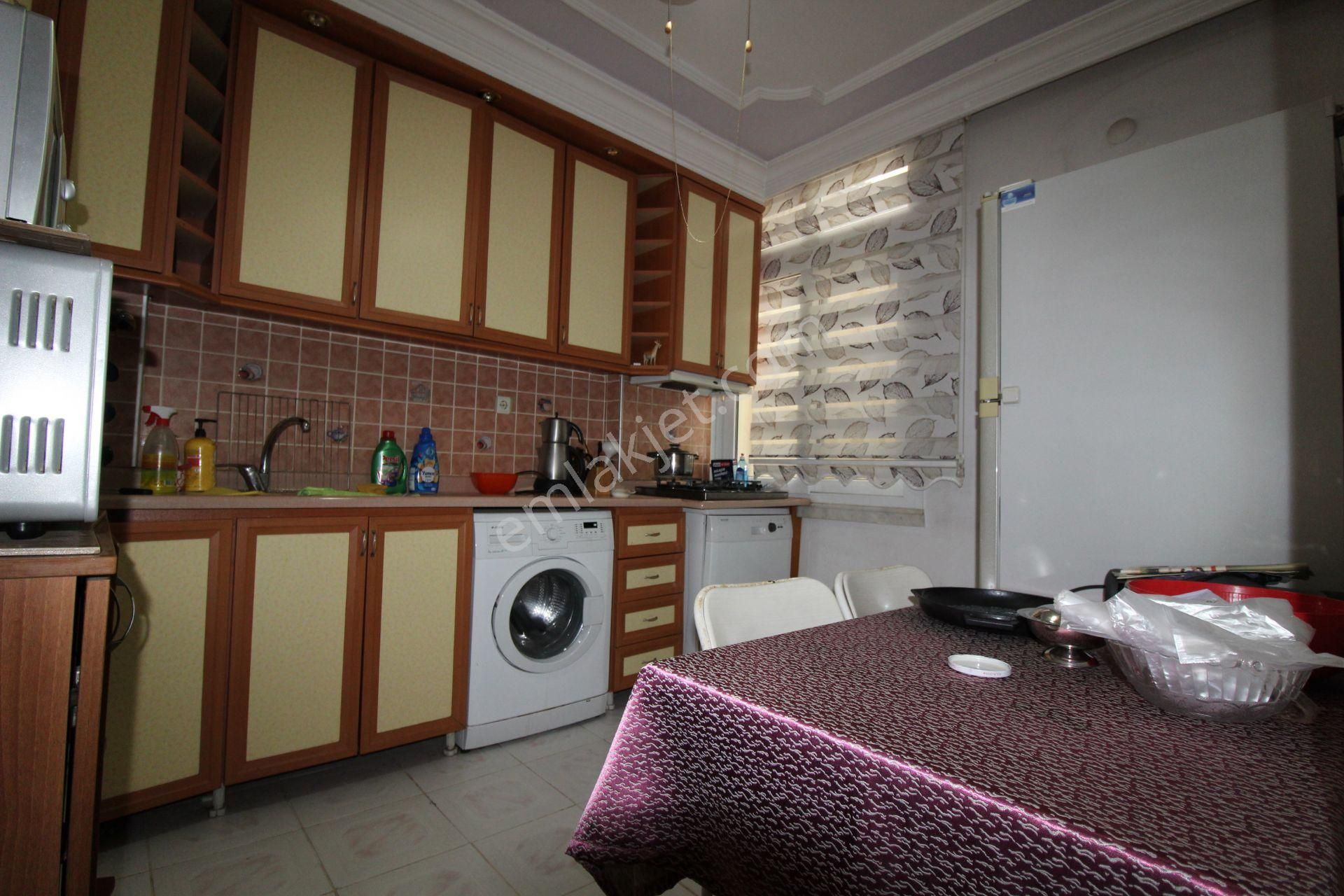 Aslan'dan Muğdat Cami Civarı Full Eşyalı Kiralık 3+1 - Görsel 5