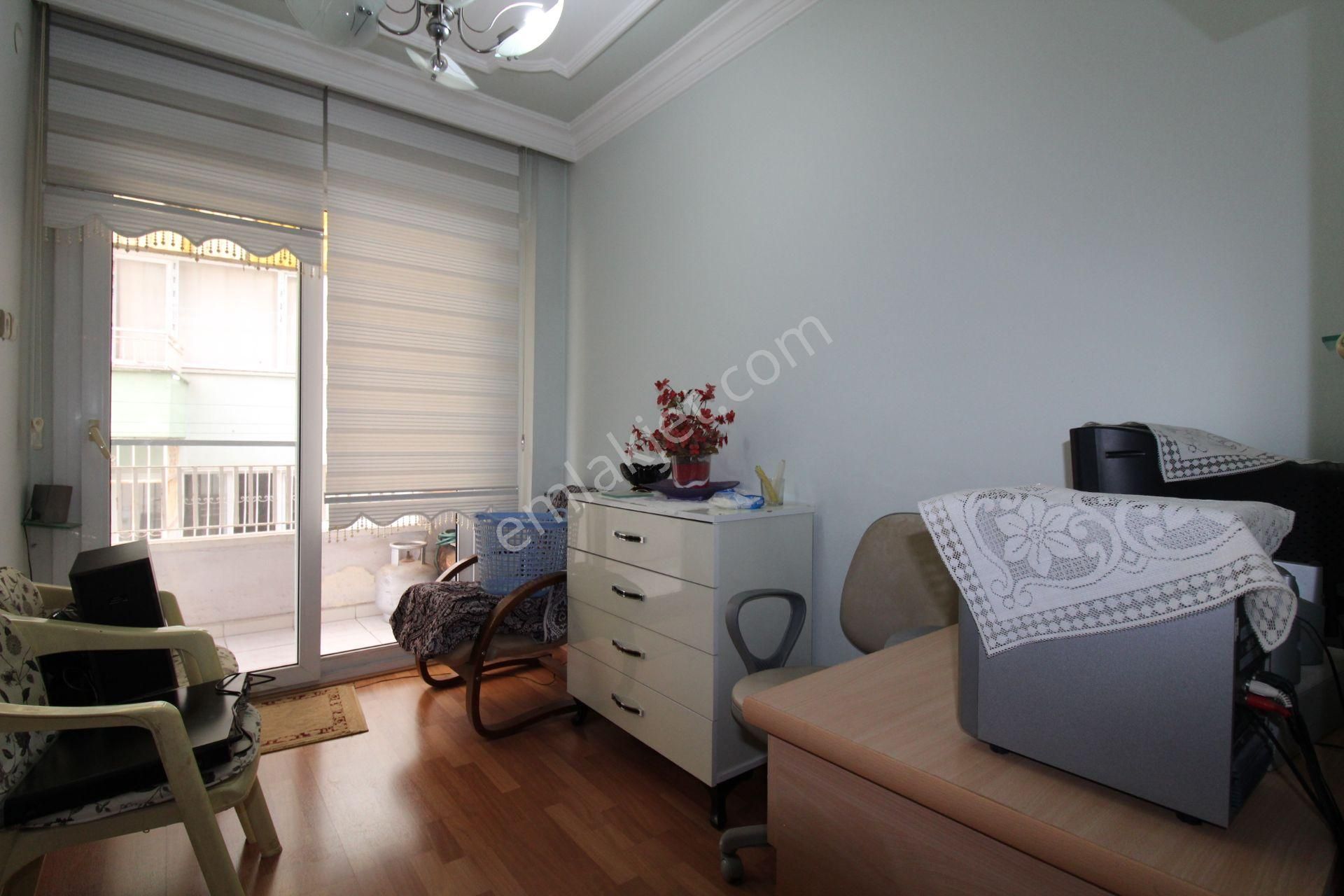Aslan'dan Muğdat Cami Civarı Full Eşyalı Kiralık 3+1 - Görsel 7