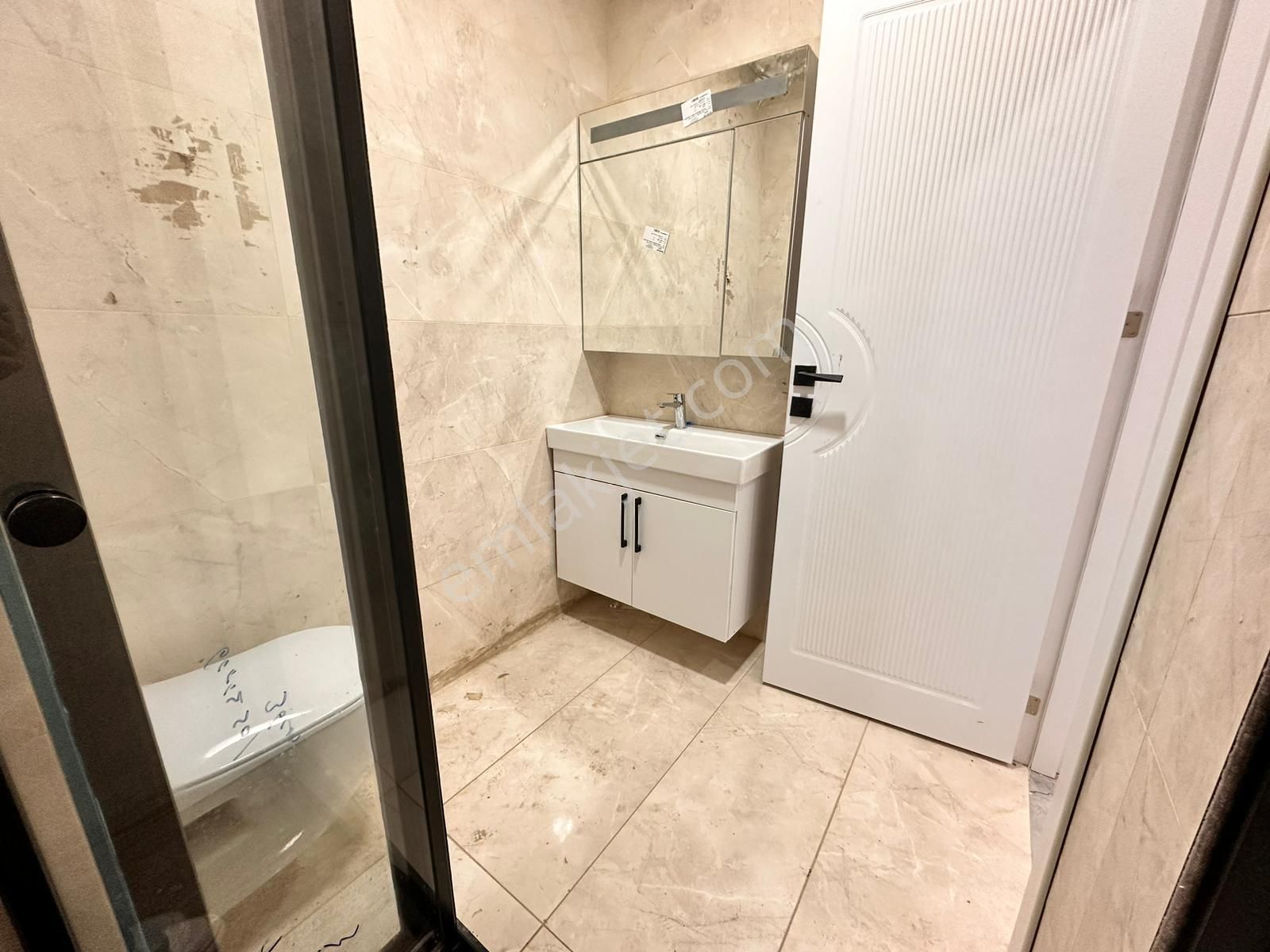 Büyükçekmece Celaliyede Satılık Sıfır Bahçe Kullanımlı Daire - Görsel 9