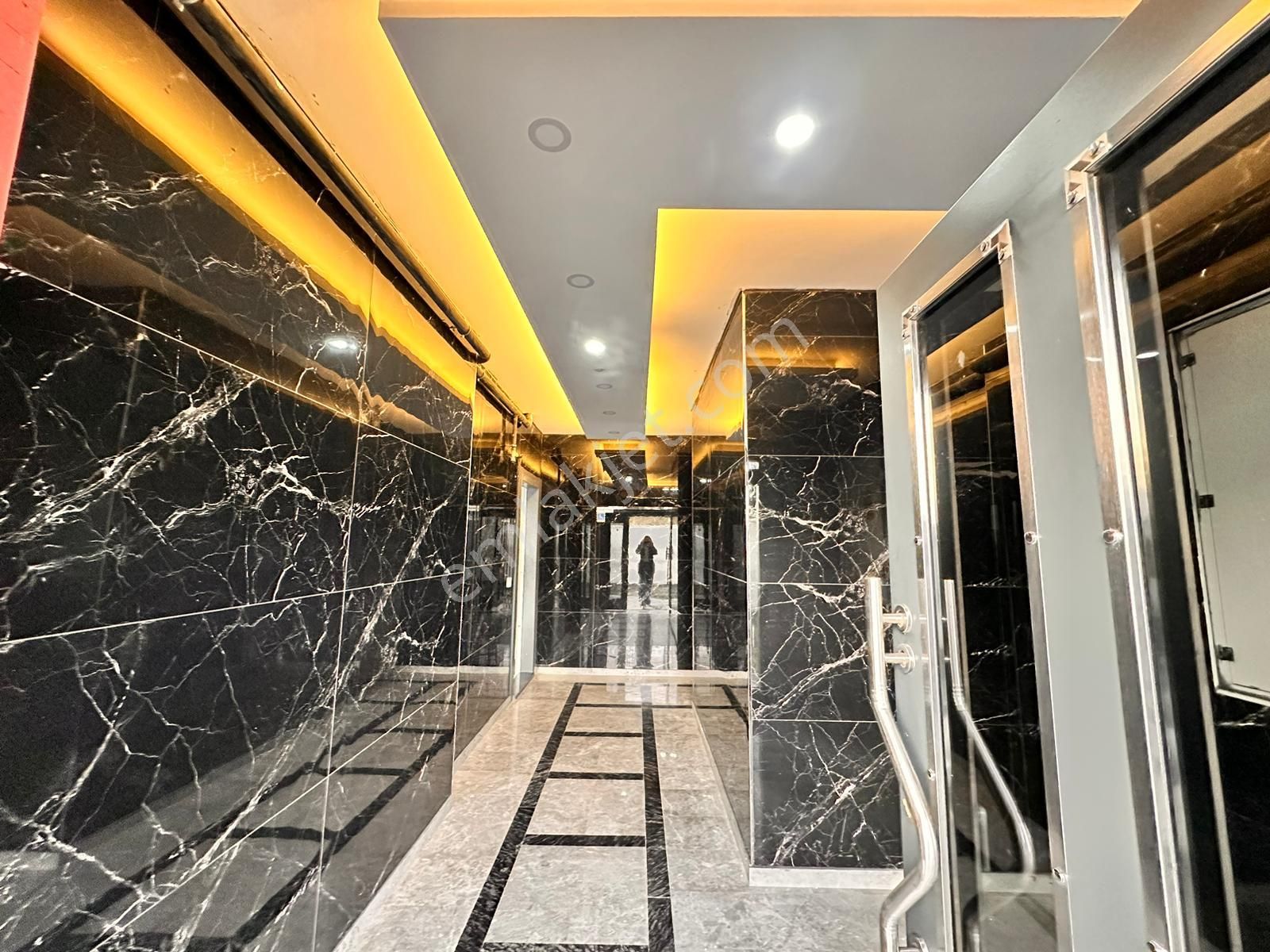 Büyükçekmece Celaliyede Satılık Sıfır Bahçe Kullanımlı Daire - Görsel 30