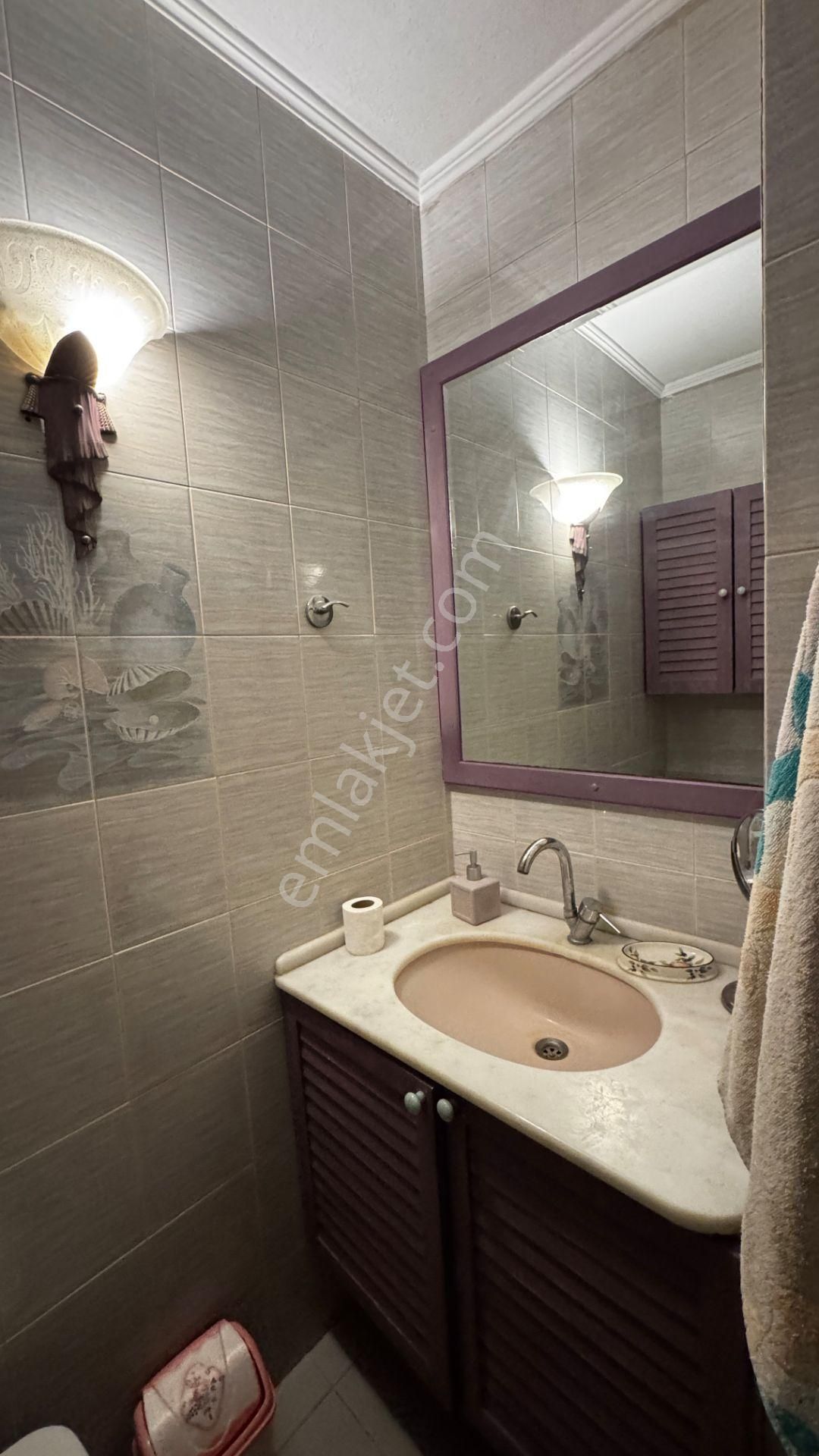 Deniz Manzaralı Plevne Bulvarı'nda Şömineli Çatı Katı Daire - Görsel 22