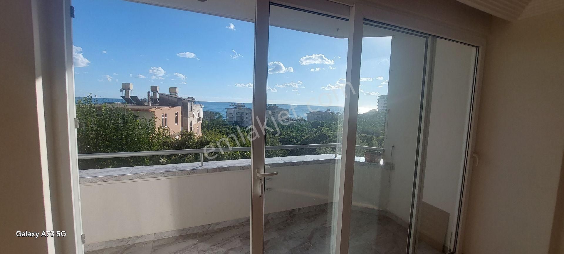 Alanya Dinek Te Deniz Manzaralı Kiralık 3+1daire