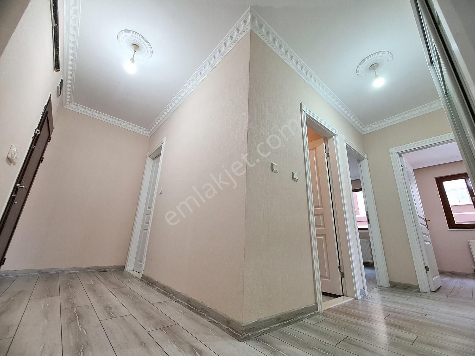 Sancaktepe'de Teras Balkon Sevenlere Full Yapılı 3+1 Daire - Görsel 15