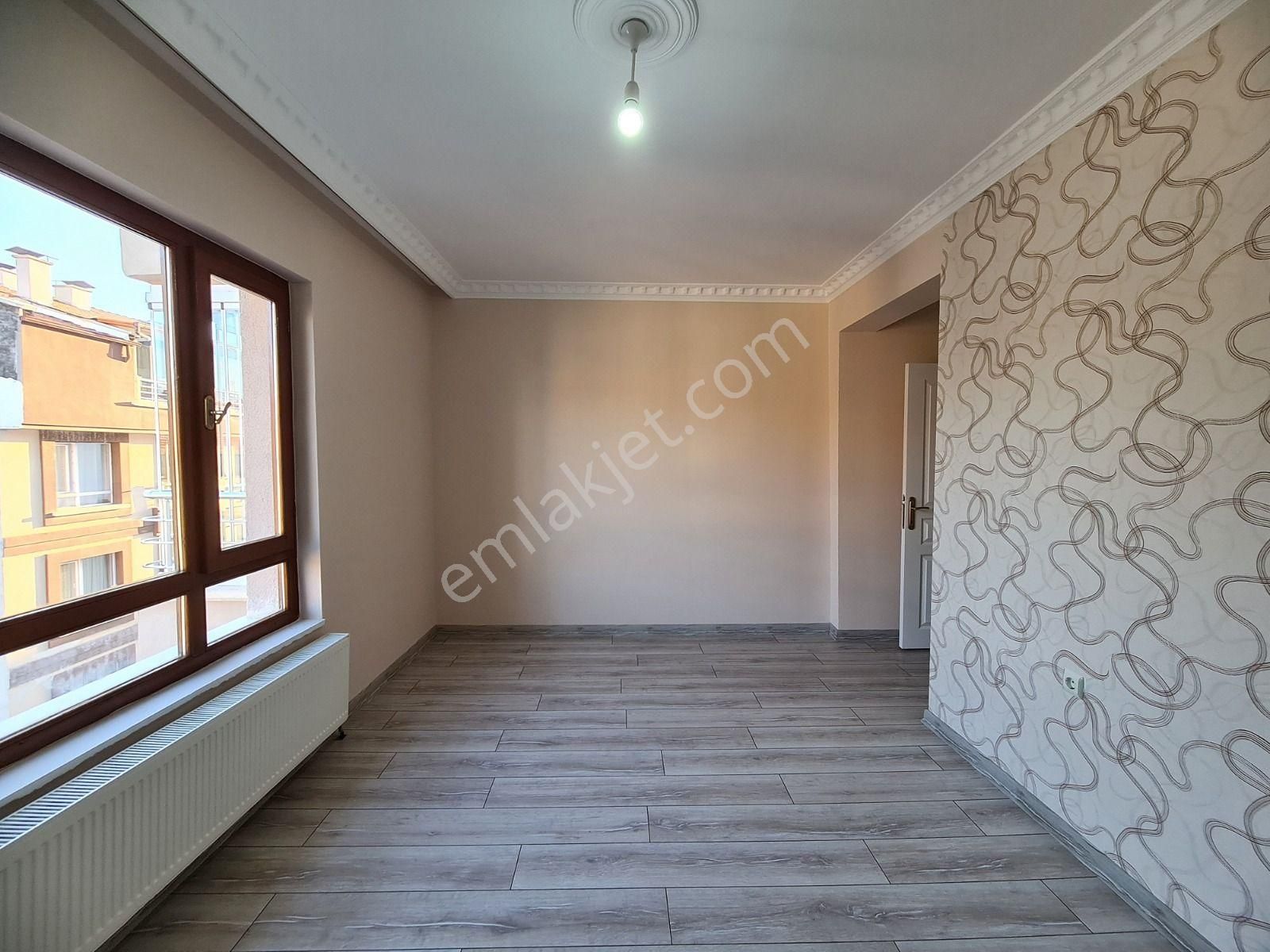 Sancaktepe'de Teras Balkon Sevenlere Full Yapılı 3+1 Daire - Görsel 32