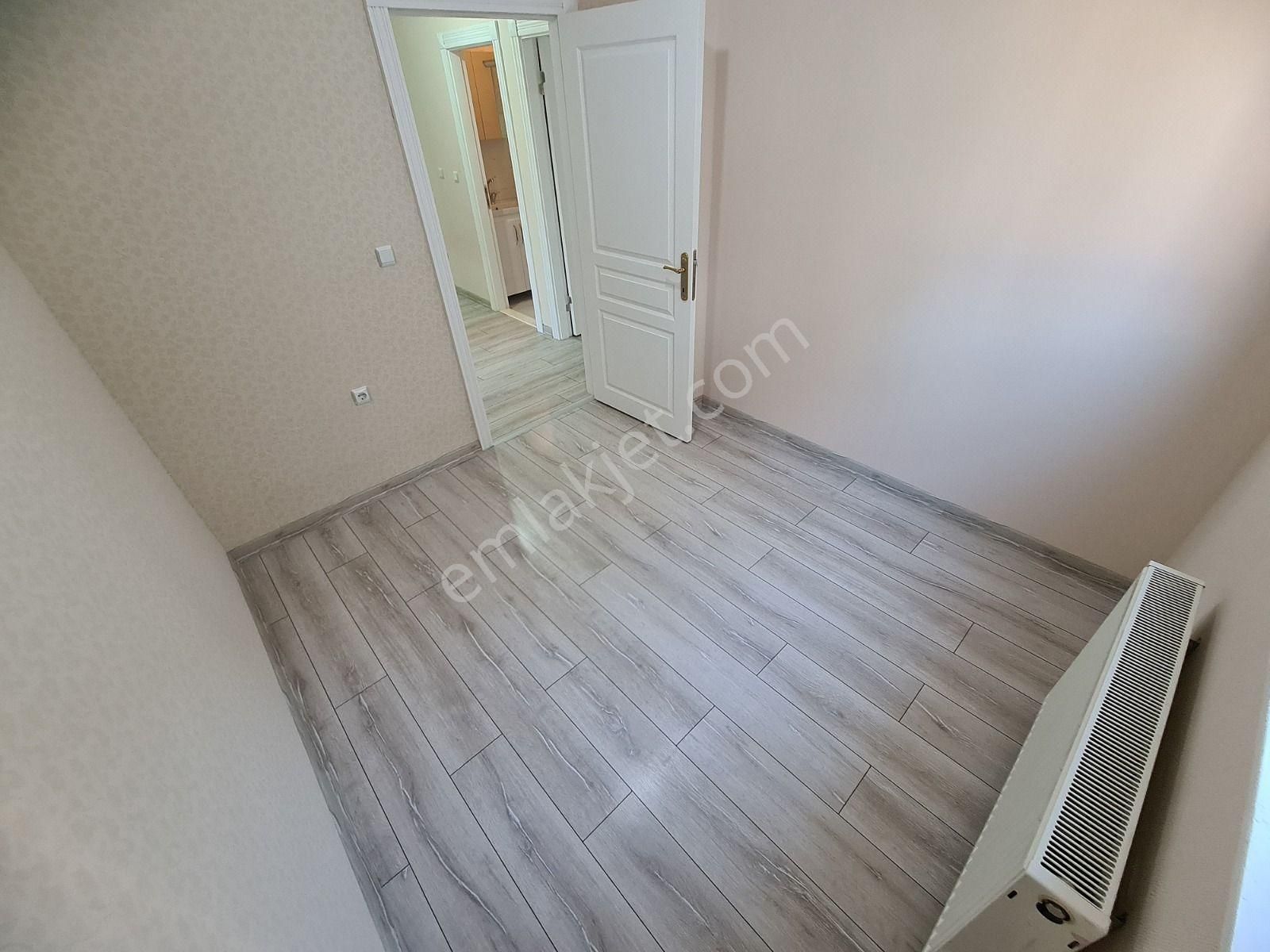 Sancaktepe'de Teras Balkon Sevenlere Full Yapılı 3+1 Daire - Görsel 27