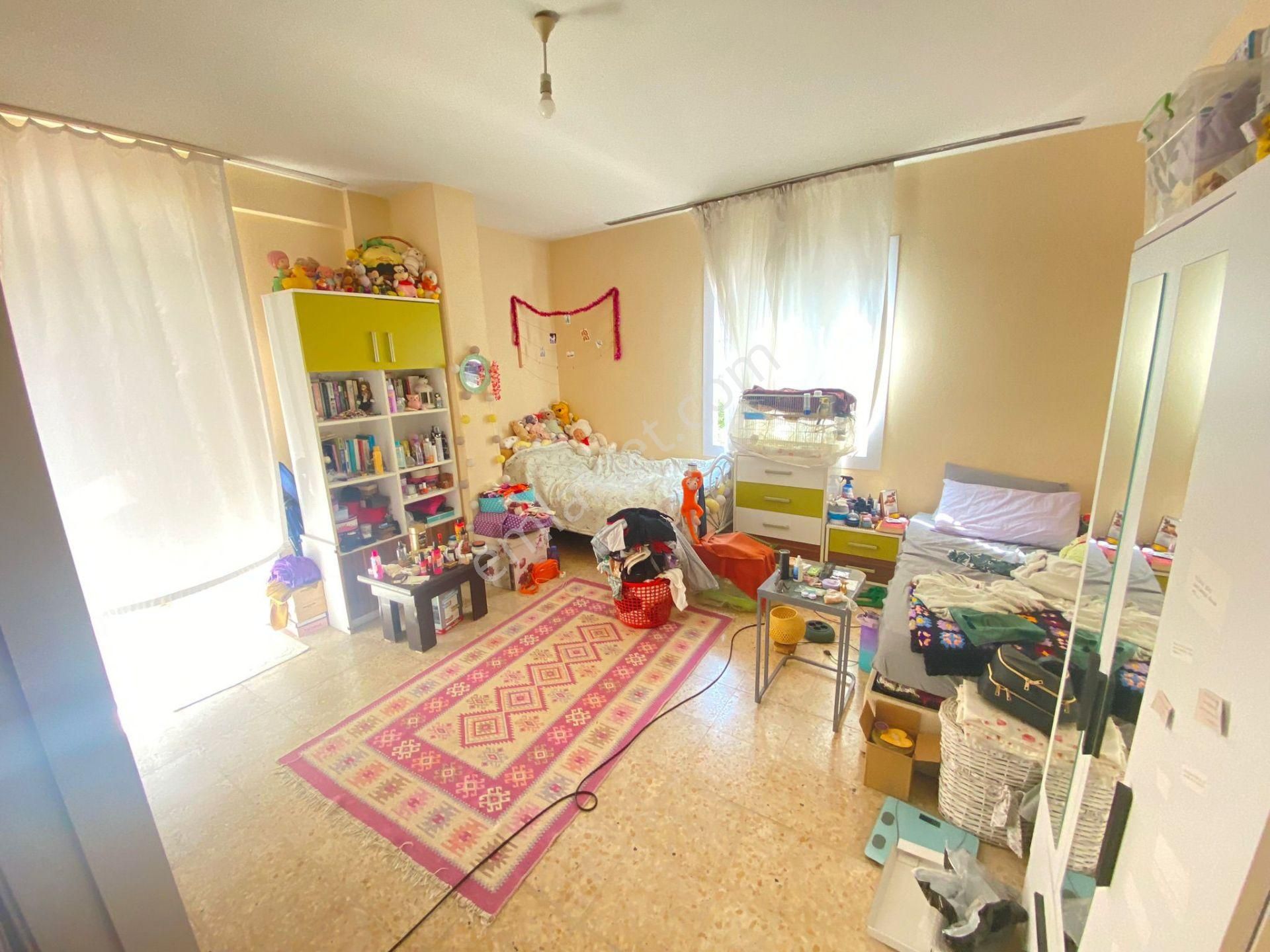 Prestij'den Cumhuriyet'te Asansörlü İçi Yapılı Geniş 4+1 Daire - Görsel 11