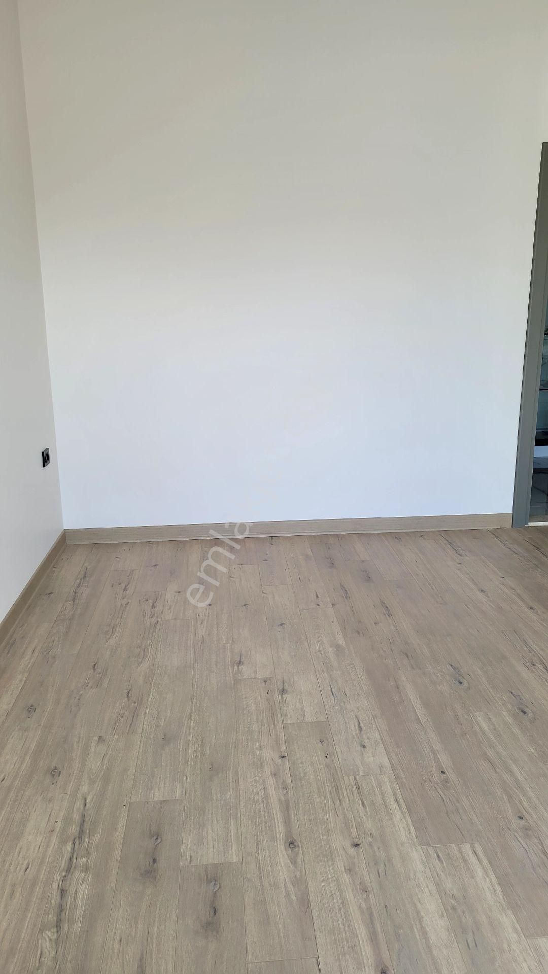 Kuşadası Satılık 3+1 Daire - Görsel 2