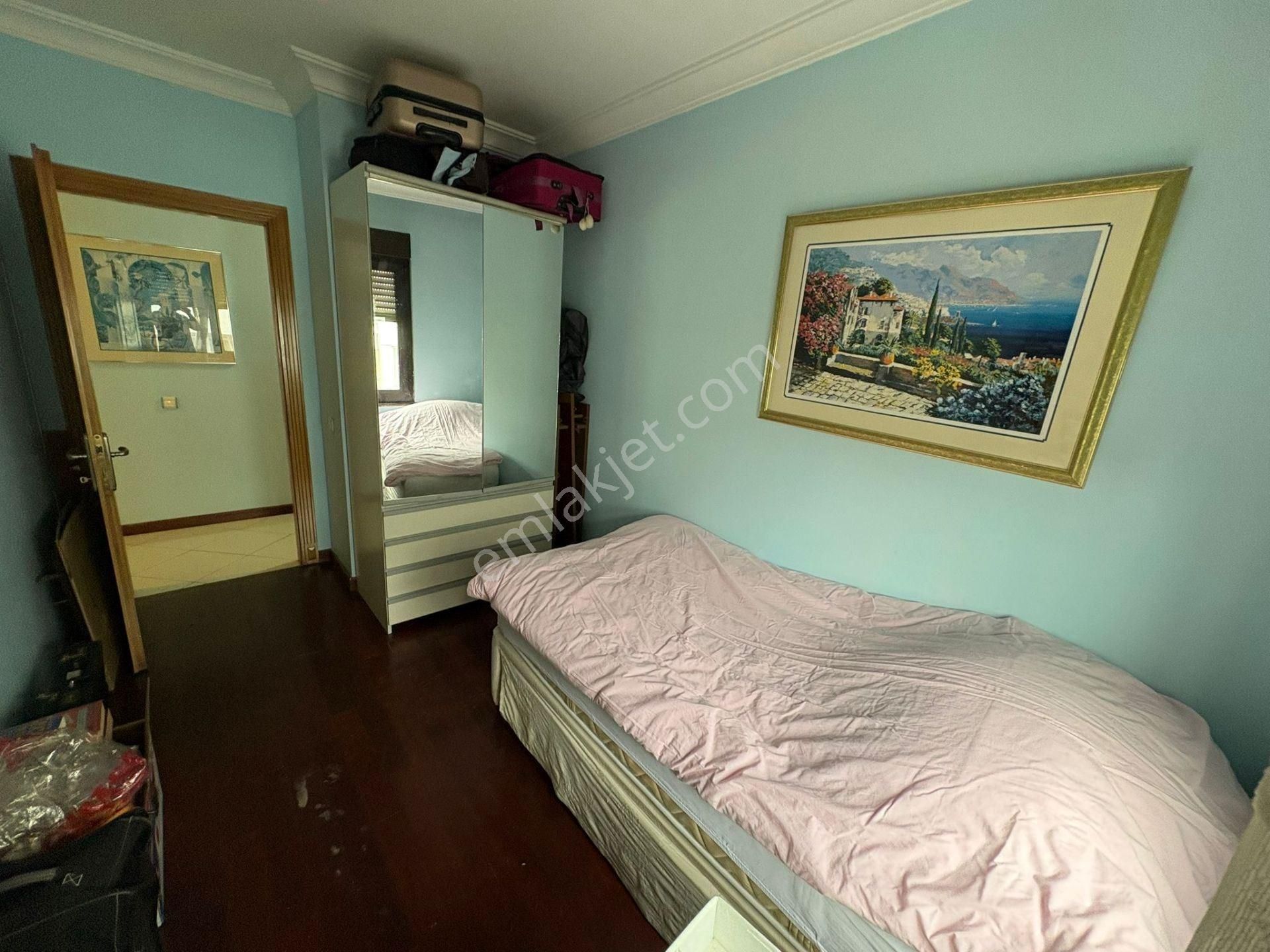 Fenerbahçe Dalyan Kulüp Karşısında 4+1 Kiralık Az Katlı Bina - Görsel 22