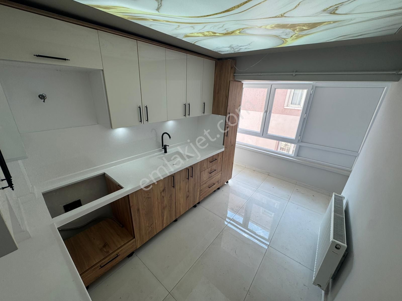 Selçuklu Mah 3+1 2. Ara Katta Ful Yapılı Bağımsız Daire - Görsel 4