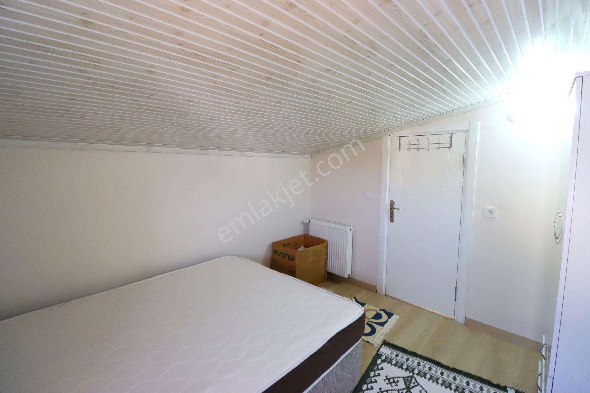 Kuşadası'nda Yeni Yapı, Yola Cepheli,denizeyakın,geniş Bahçeli, Doğalgazlı,3+1 Villa - Görsel 21