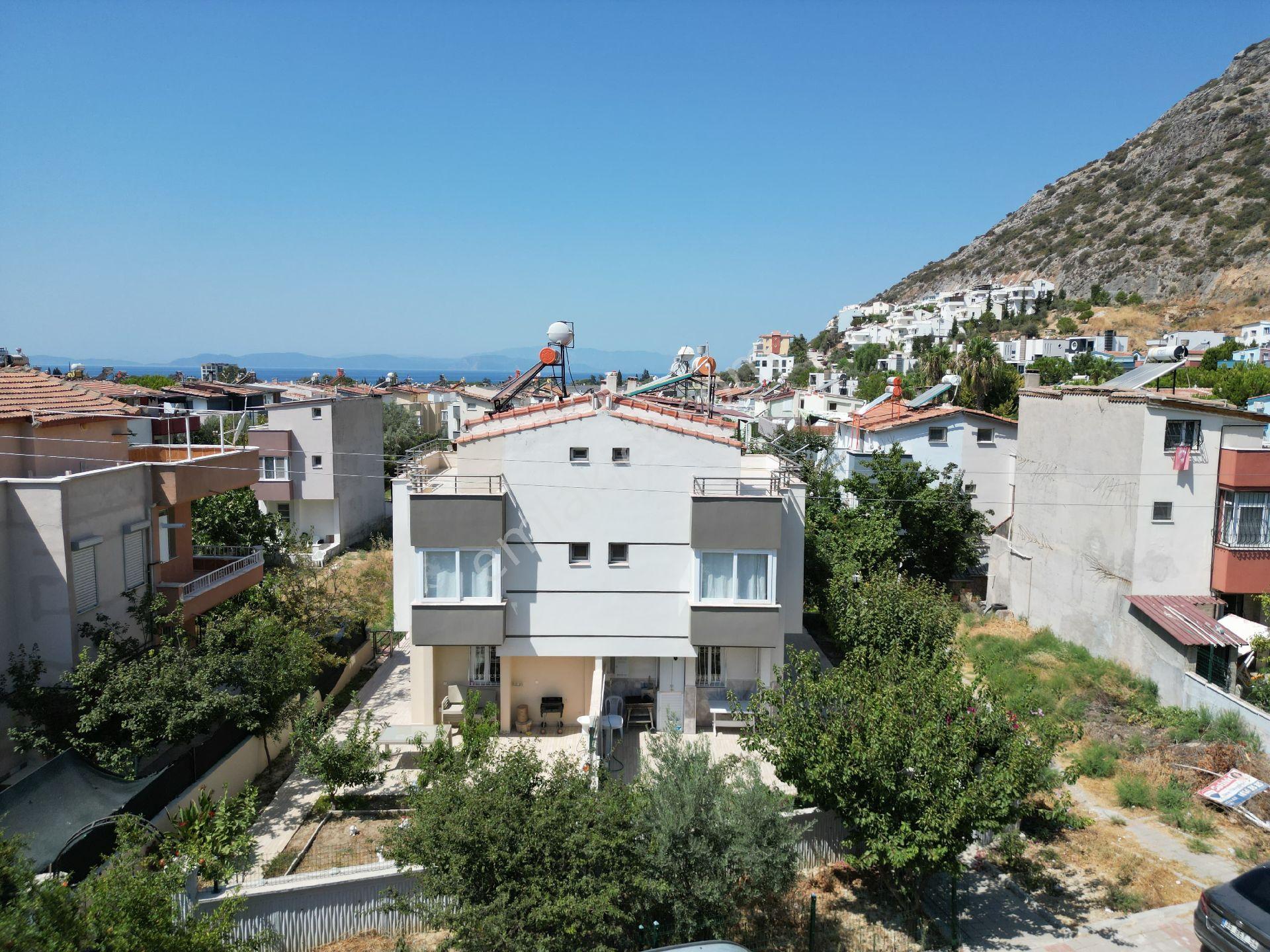 Kuşadası'nda Yeni Yapı, Yola Cepheli,denizeyakın,geniş Bahçeli, Doğalgazlı,3+1 Villa - Görsel 14
