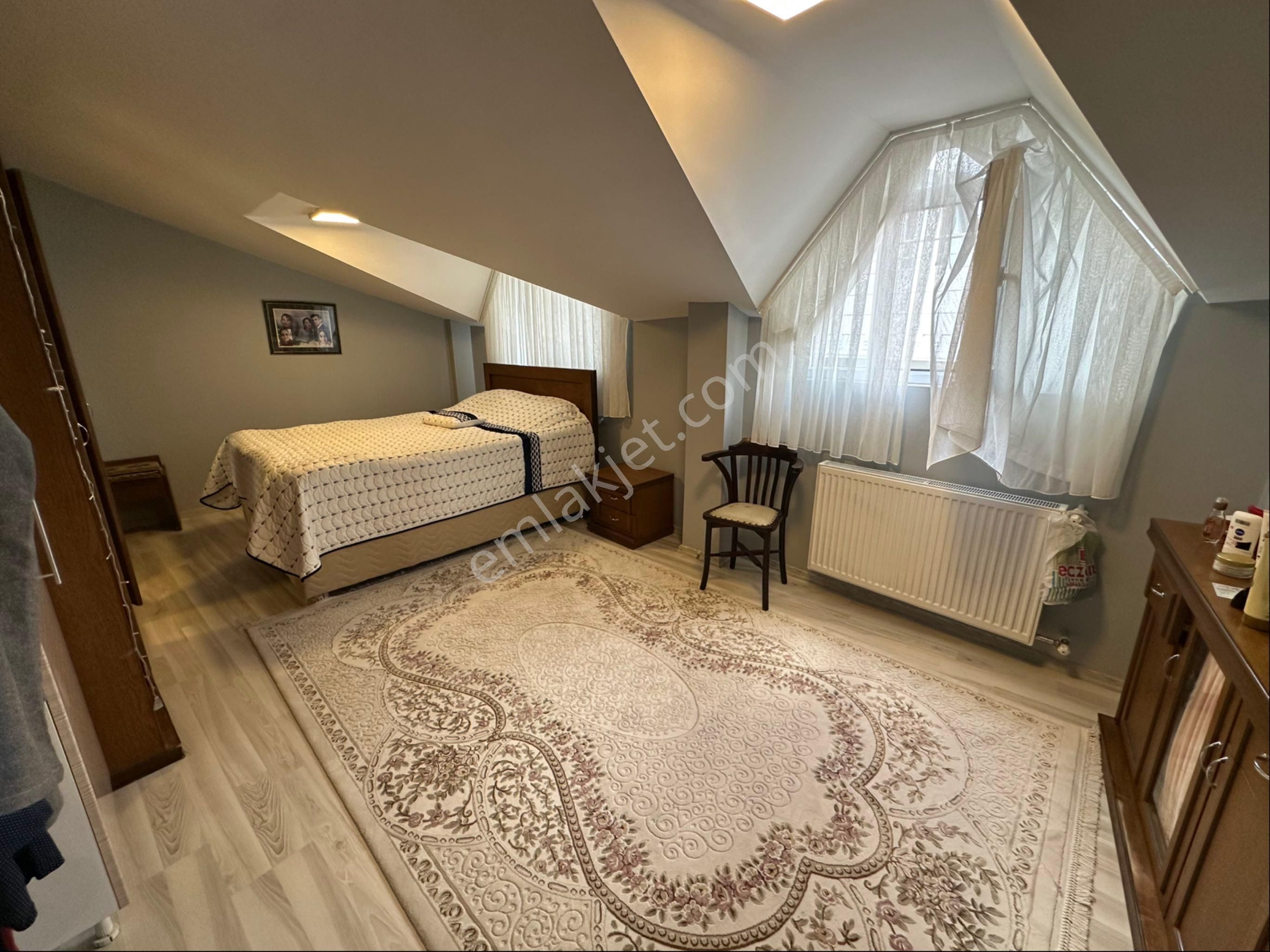 Family 1.gayrimenkul Den Hastane Caddesinde Satılık 6+1 Dublex Daire - Görsel 23