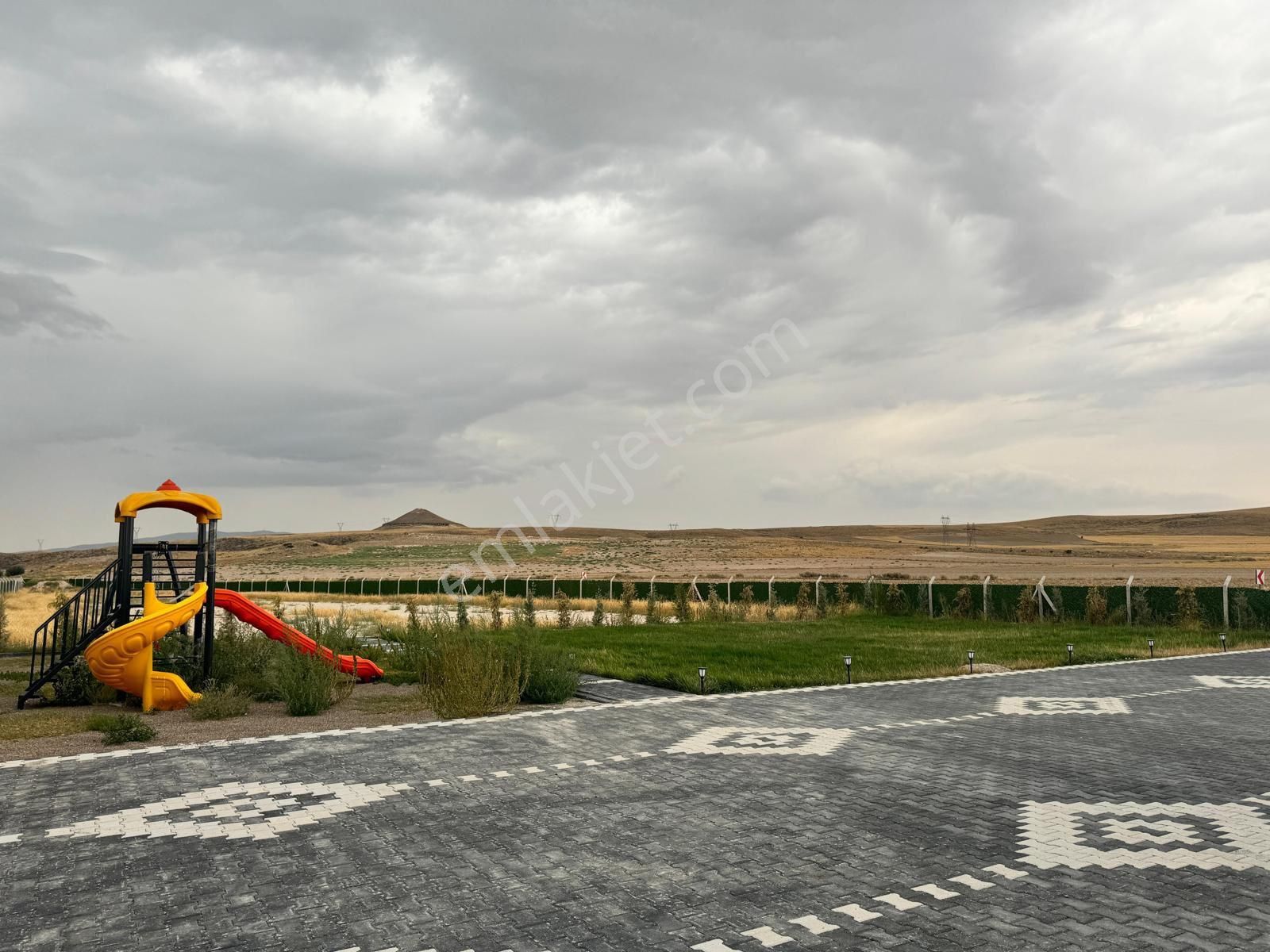 Sakin Hayat Ve Geniş Bahçeli 2+1 İki Katlı Bungalov - Görsel 6