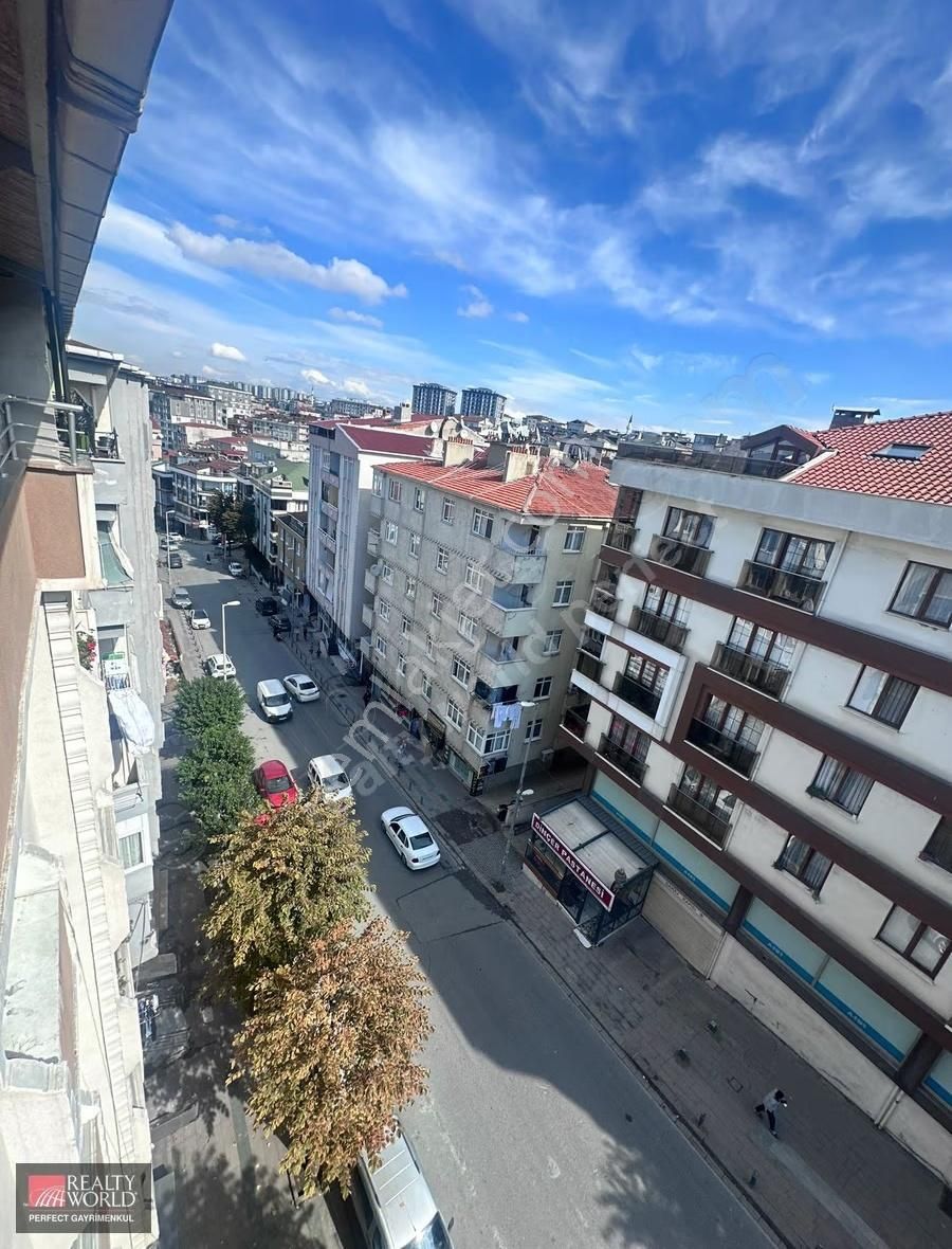 *realty World*küçükçekme De Eşyalı Kiralık Ev - Görsel 3