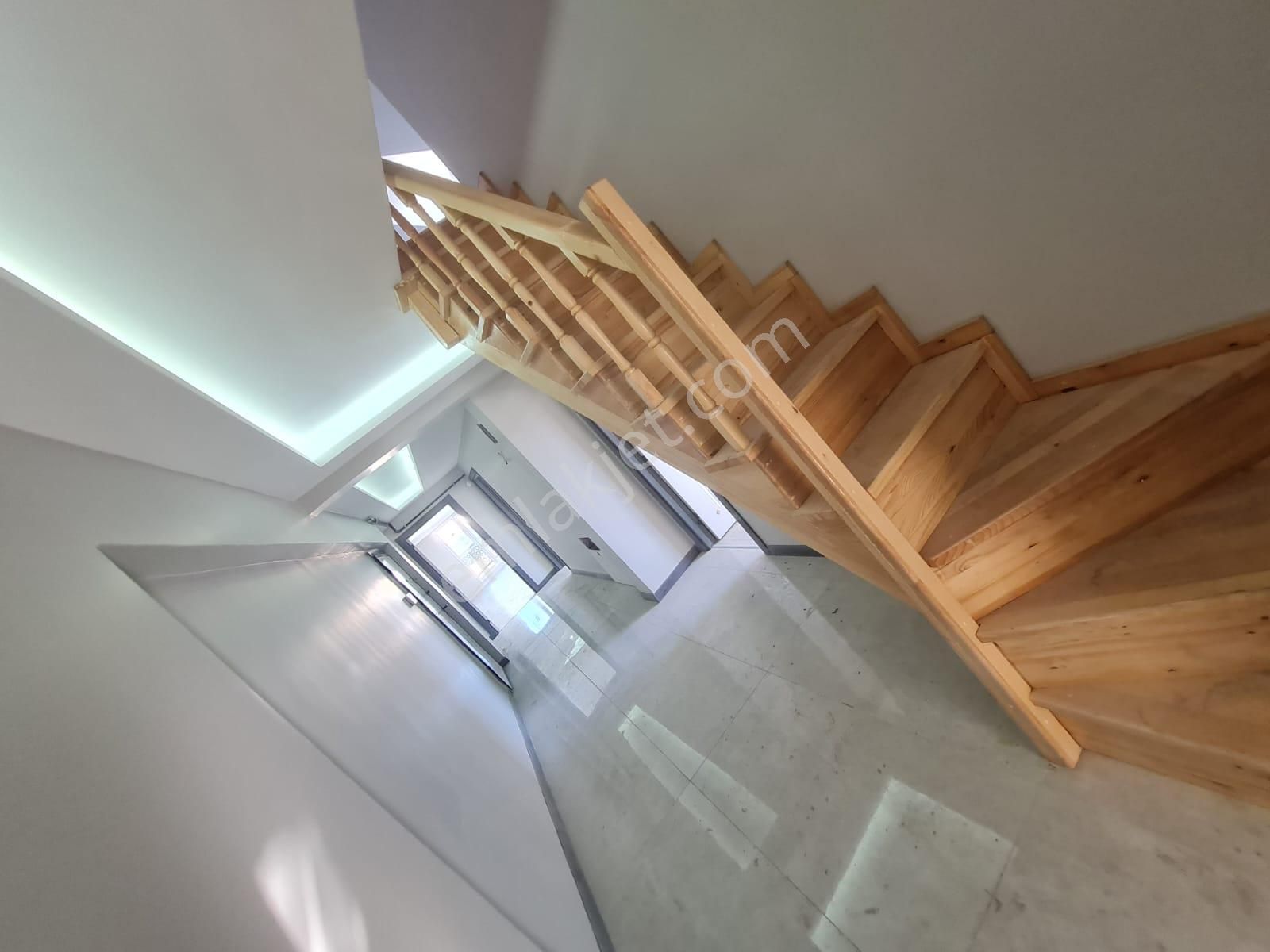 Bahçelievler Devlet Hastanesi Yakını 5+2 Dubleks Sıfır Daire - Görsel 19