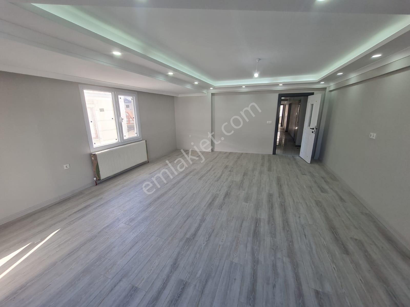 Bahçelievler Devlet Hastanesi Yakını 5+2 Dubleks Sıfır Daire - Görsel 34