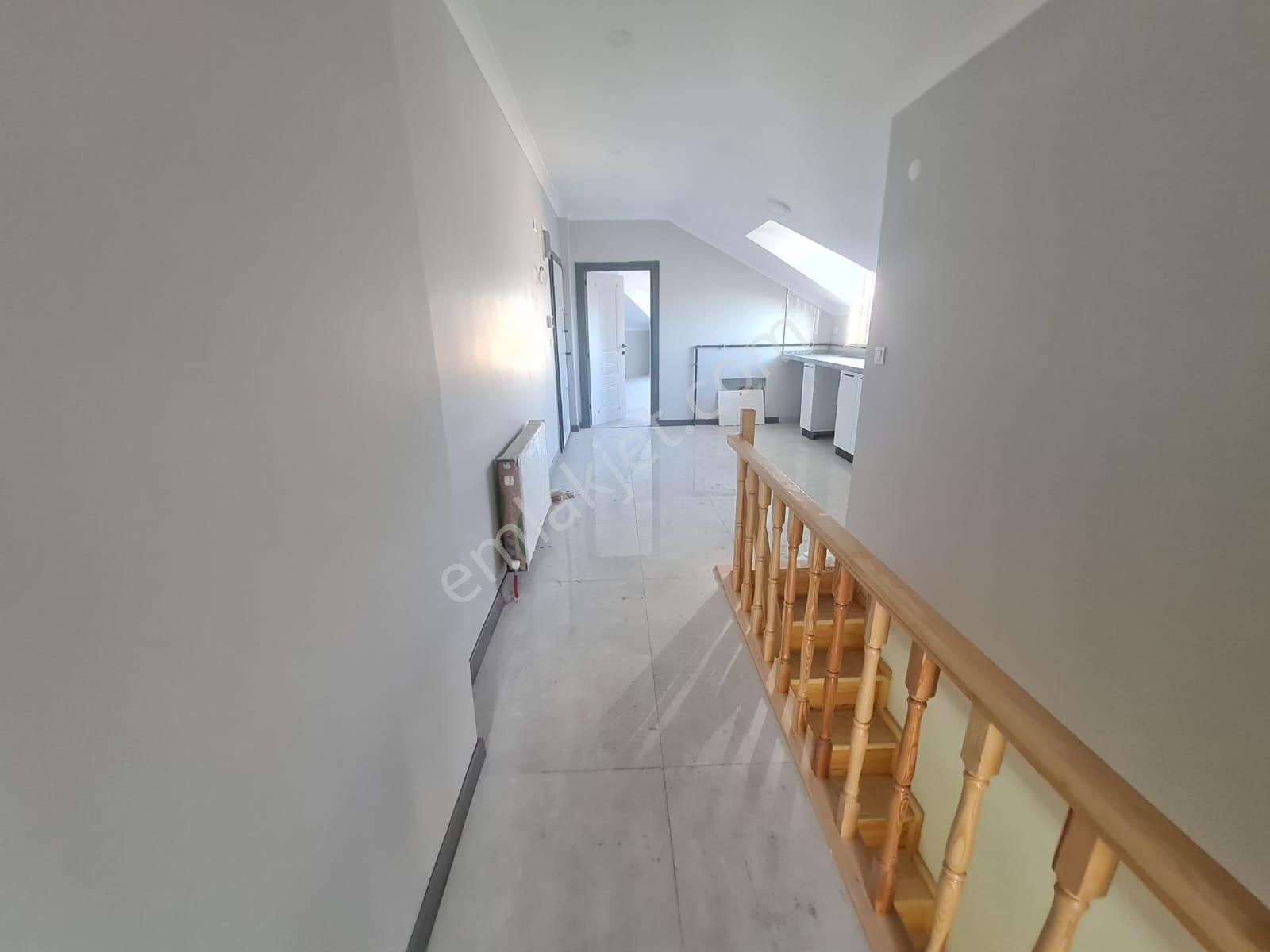 Bahçelievler Devlet Hastanesi Yakını 5+2 Dubleks Sıfır Daire - Görsel 2