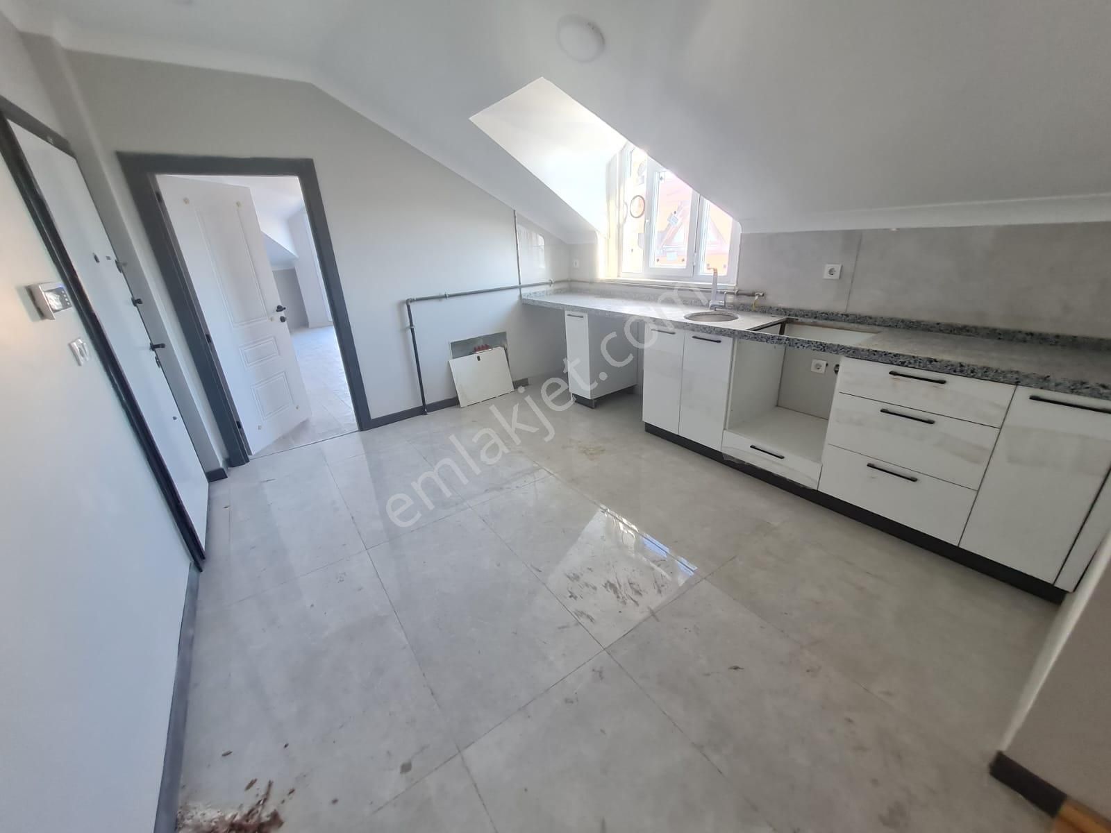 Bahçelievler Devlet Hastanesi Yakını 5+2 Dubleks Sıfır Daire - Görsel 9