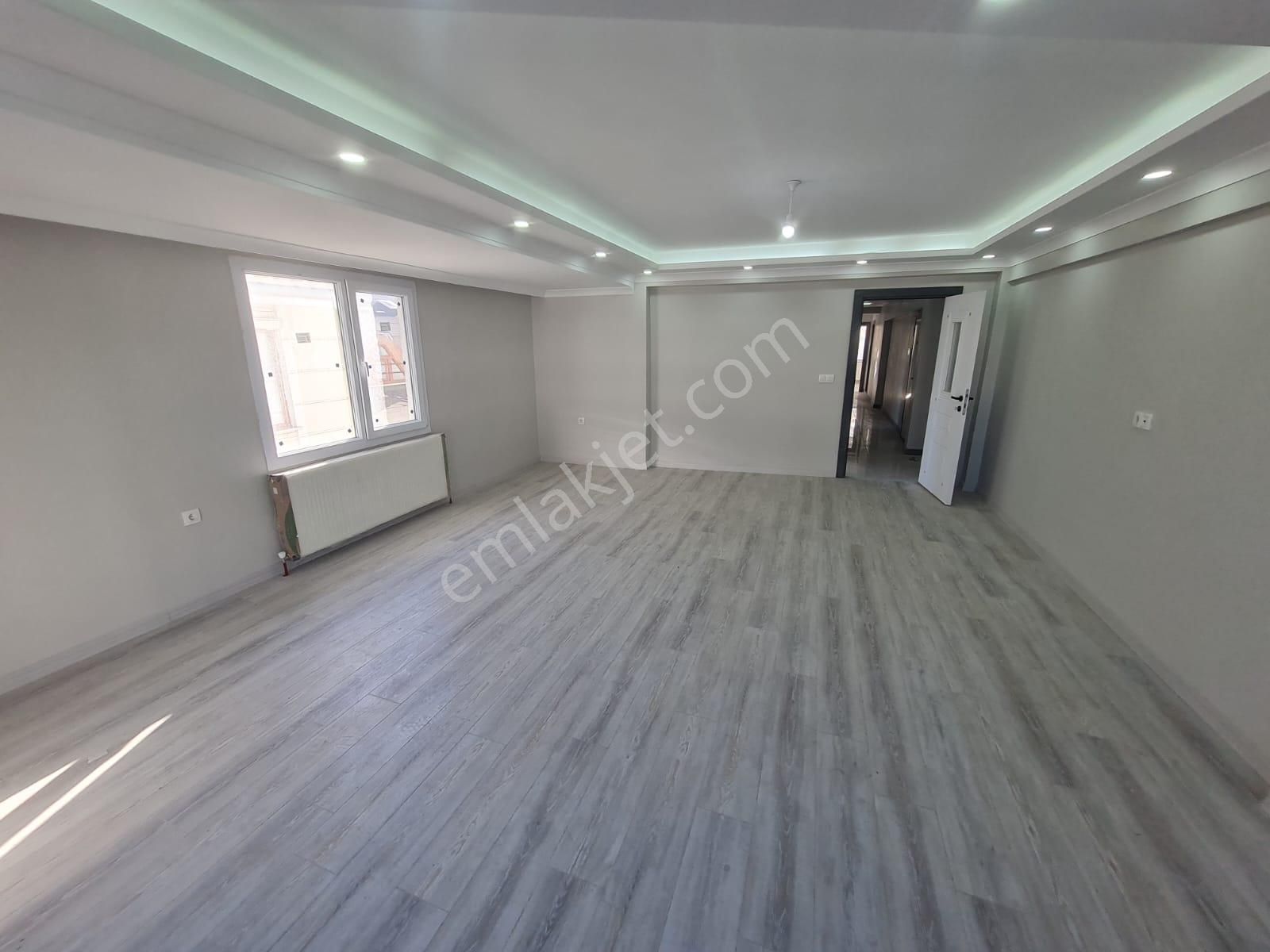 Bahçelievler Devlet Hastanesi Yakını 5+2 Dubleks Sıfır Daire - Görsel 32