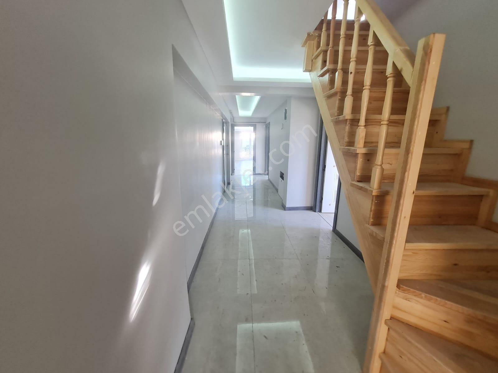 Bahçelievler Devlet Hastanesi Yakını 5+2 Dubleks Sıfır Daire - Görsel 18