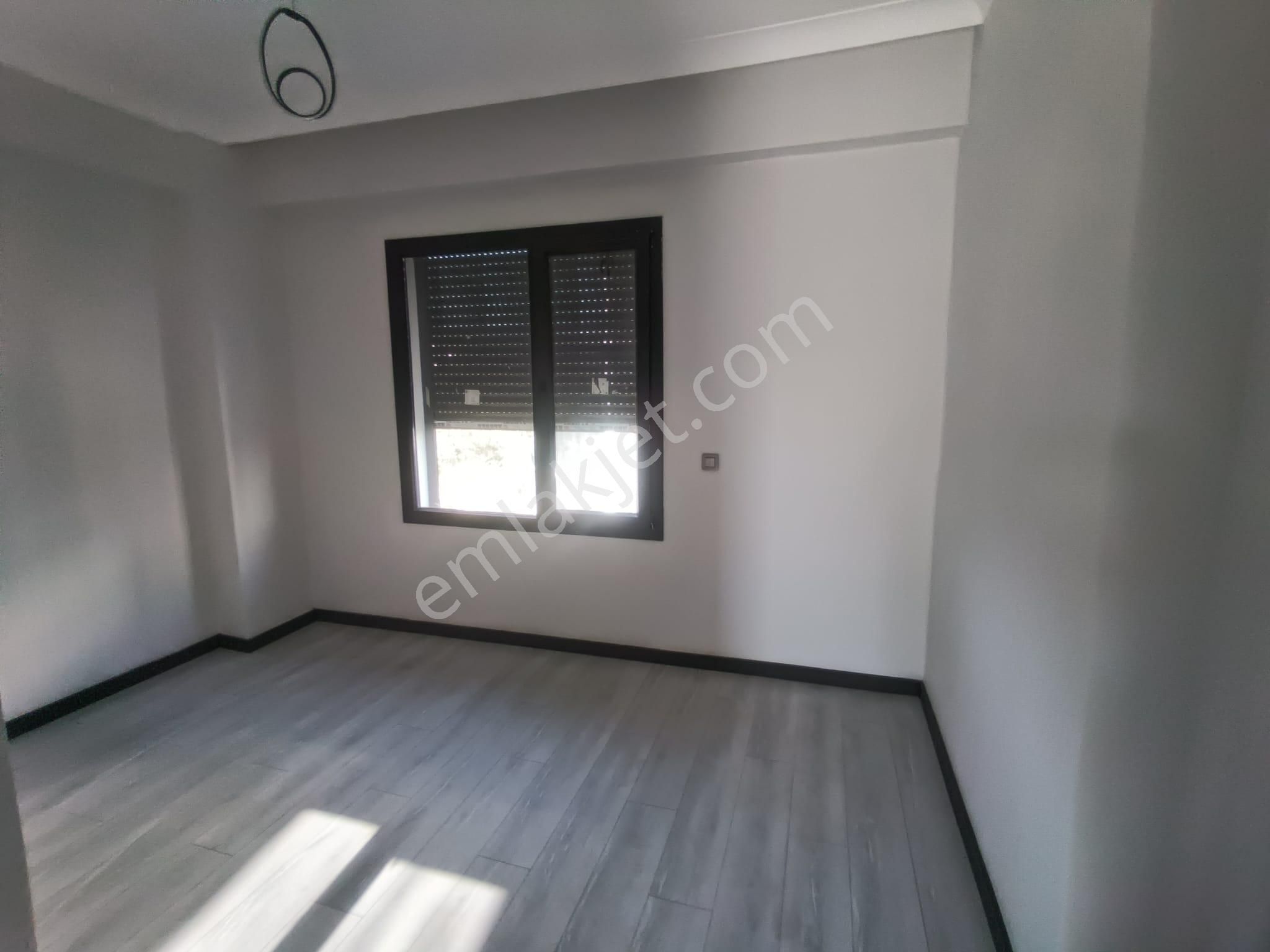 Golden Globy Edremit Zeytinli'de Havuzlu Sitede Satılık 4+1 Tripleks Villa - Görsel 13