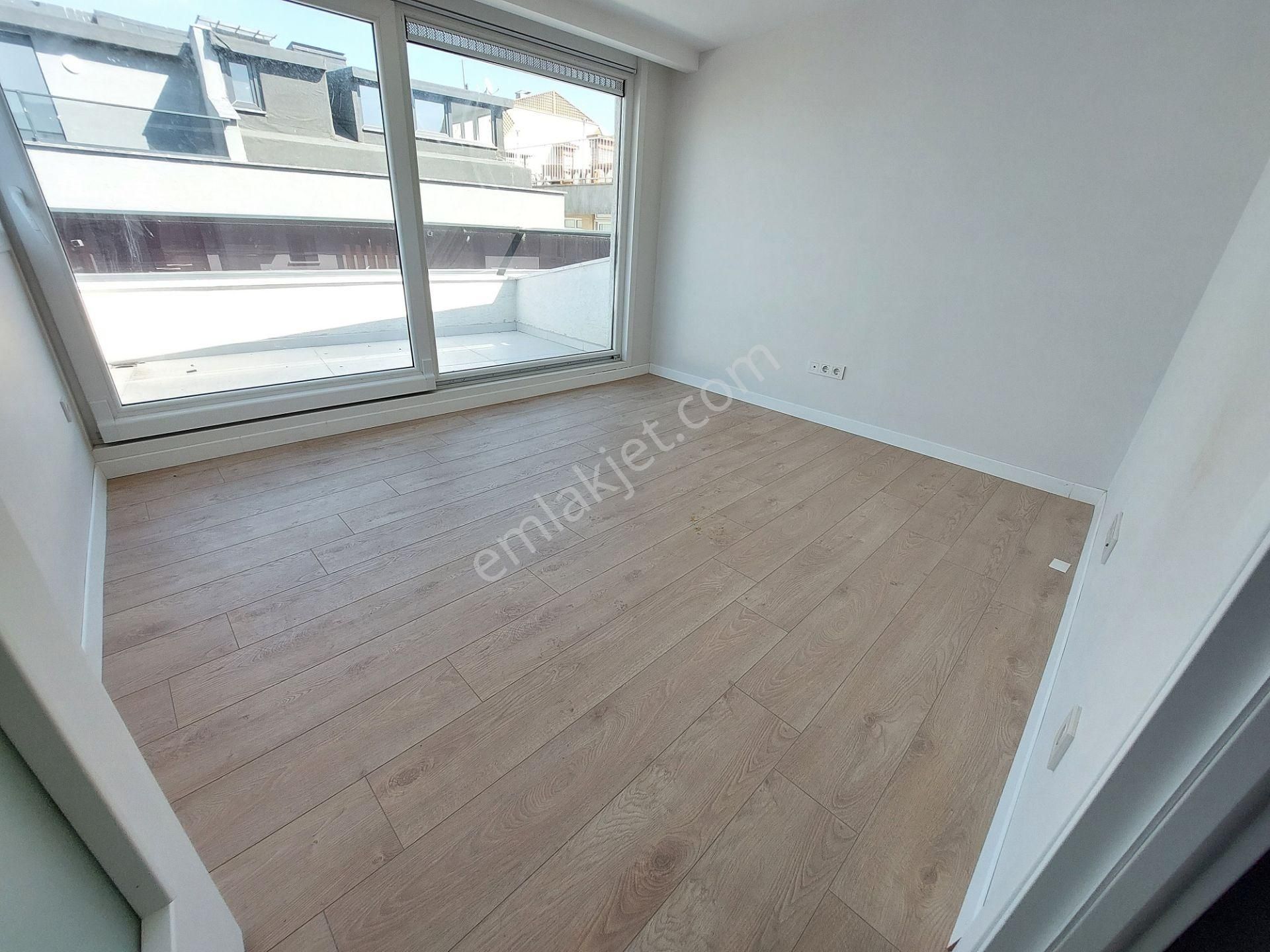 Deva Dan Sıfır Boğaz Manzaralı İki Daire Gibi Şık Dubleks - Görsel 28