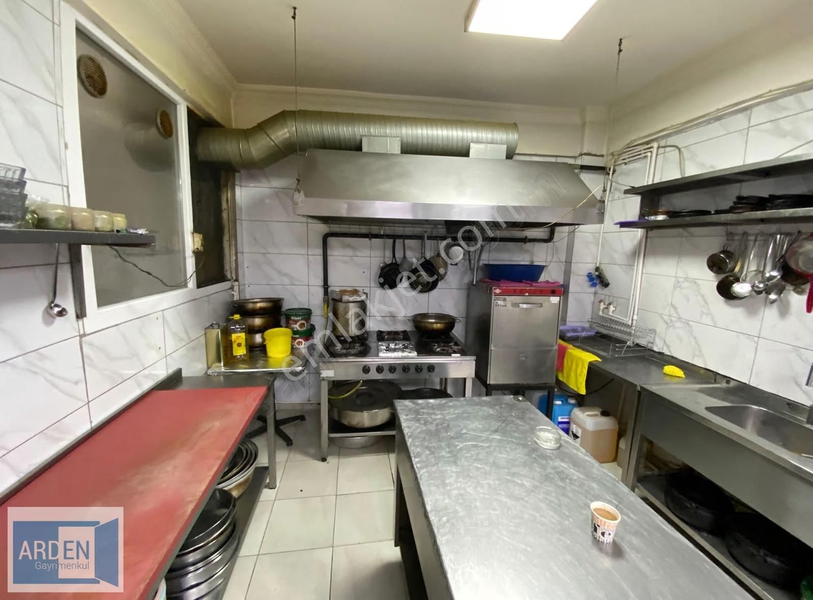 Seferihisar Merkez'de Satılık Restoran - Görsel 7