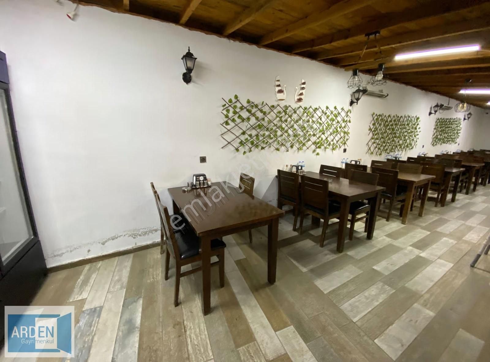 Seferihisar Merkez'de Satılık Restoran - Görsel 16