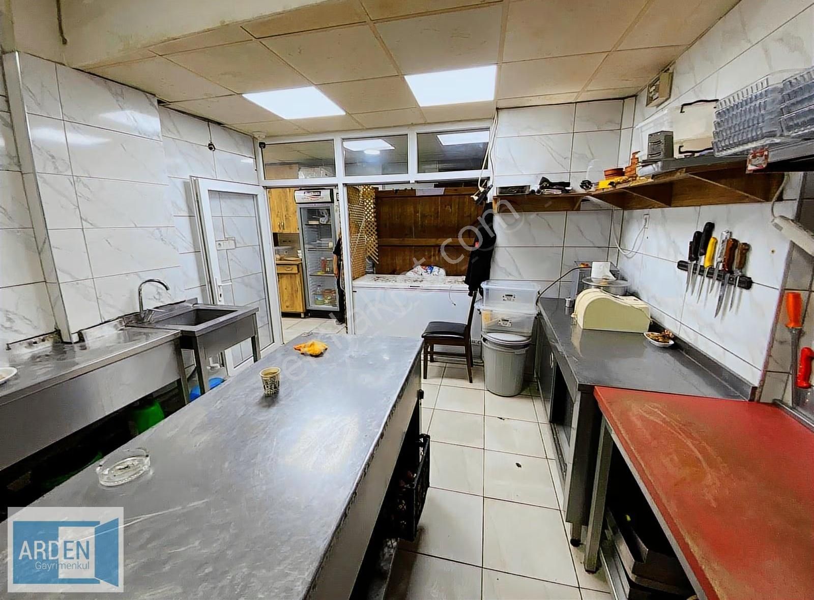 Seferihisar Merkez'de Satılık Restoran - Görsel 26