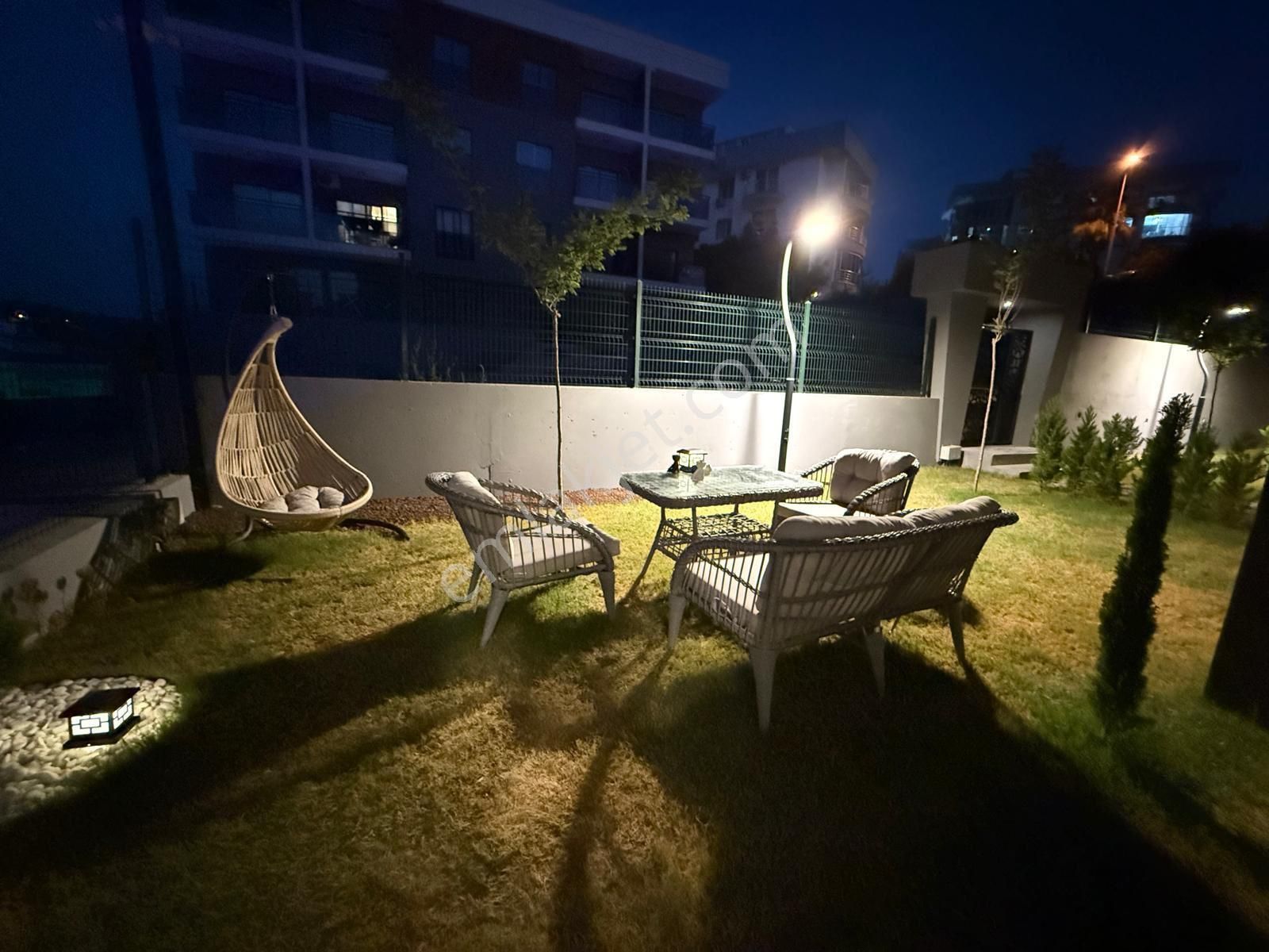 Kuşadası Değirmendere'de 2+1 Havuzlu Sitede Satılık Lüks Daire - Görsel 24