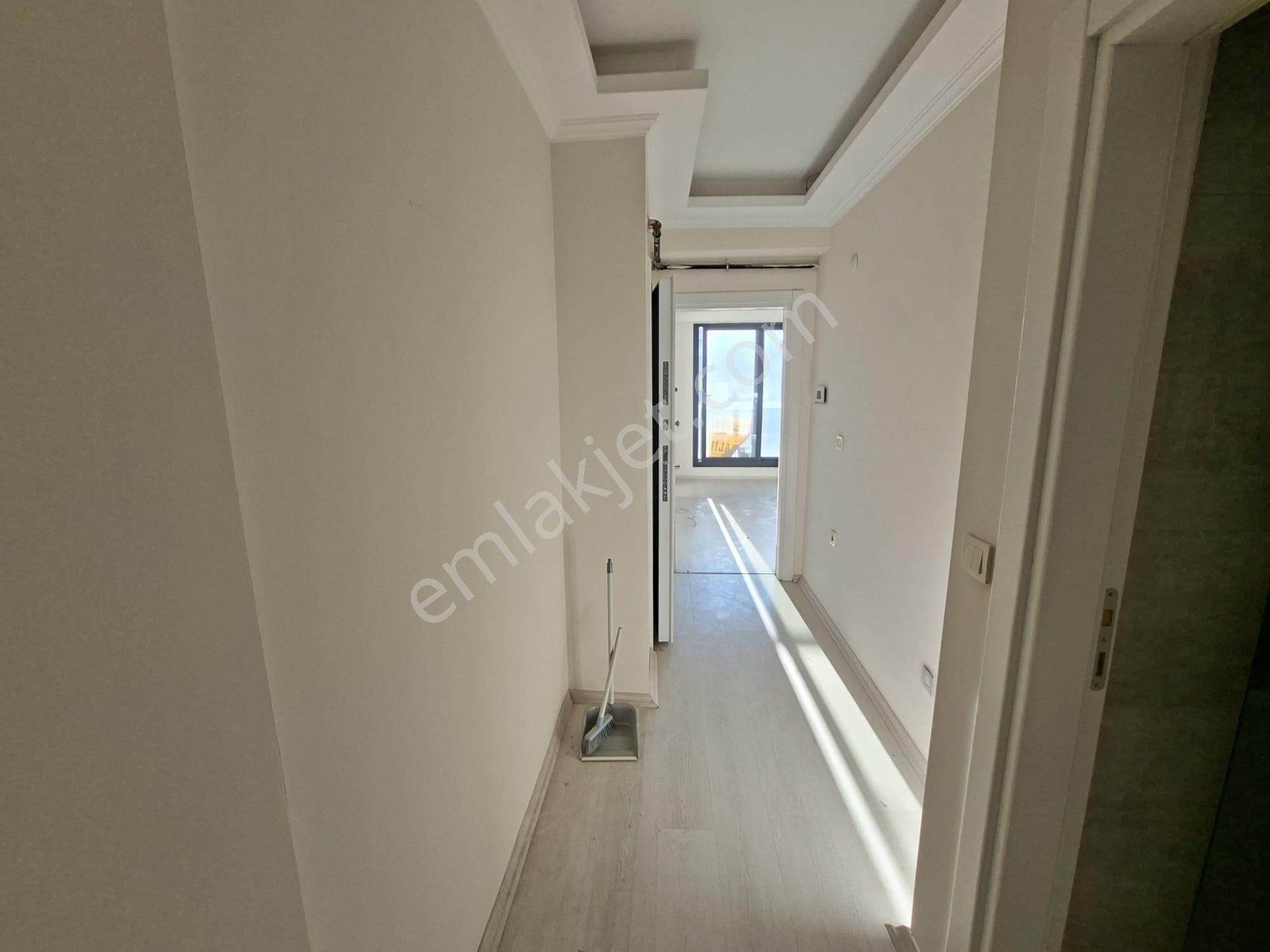 Güneş'ten Şirinyer İzban 3dk 2+1 70m Arakat Balkon Asansör - Görsel 16