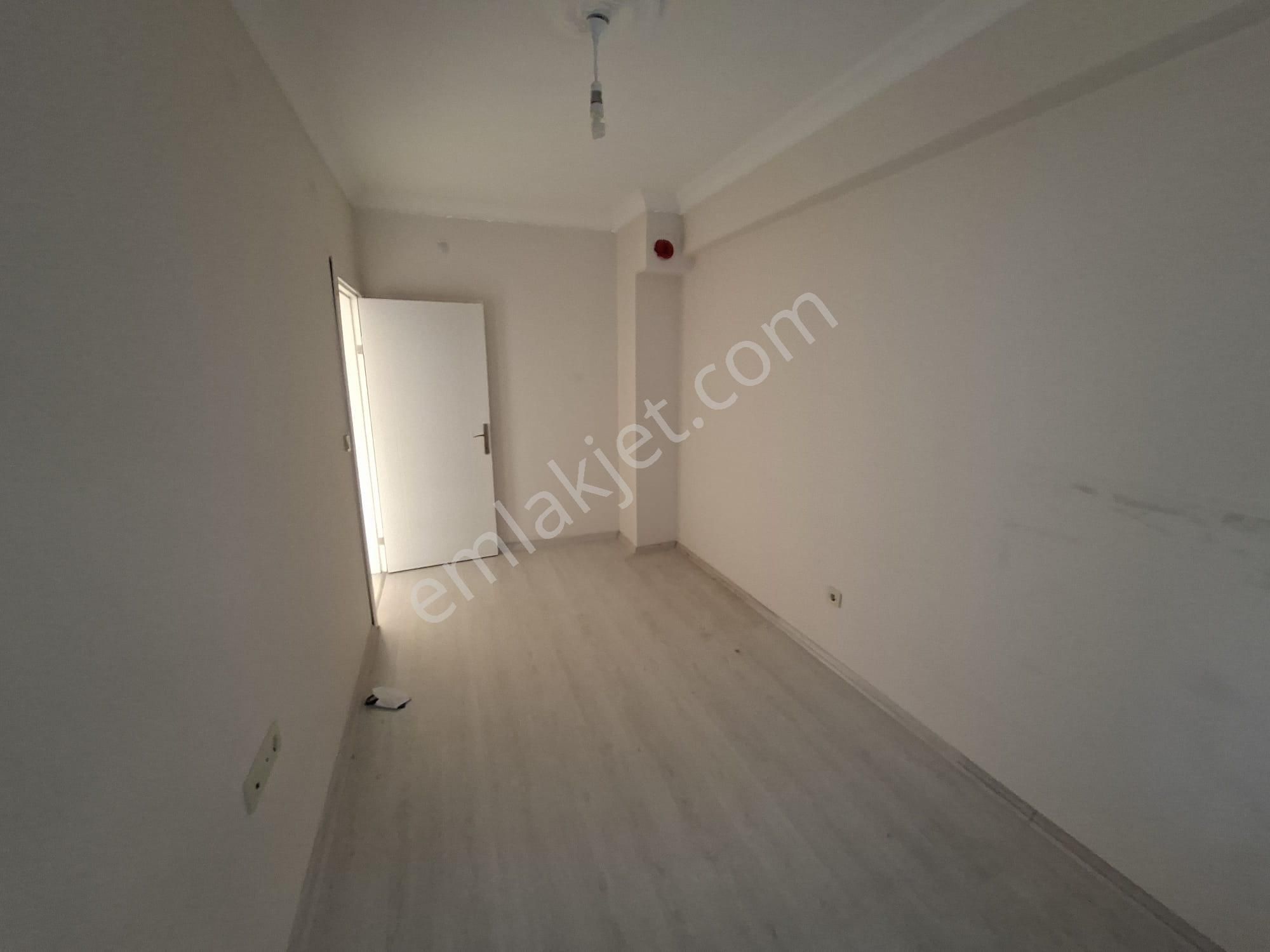 Güneş'ten Şirinyer İzban 3dk 2+1 70m Arakat Balkon Asansör - Görsel 9