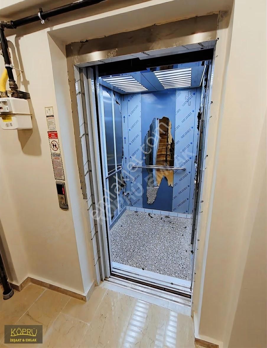 Köprü Emlaktan Gazi Mah'de Satılık Giriş Fiyatına Ara Kat Daire