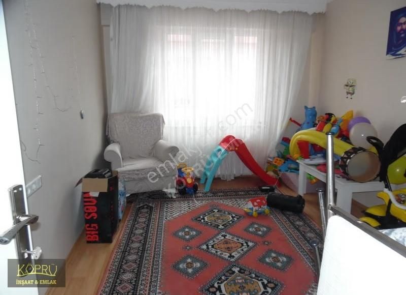 Köprü Emlaktan Gazi Mah'de Satılık Tek Tapu 3 Ayrı Daire Birden - Görsel 14