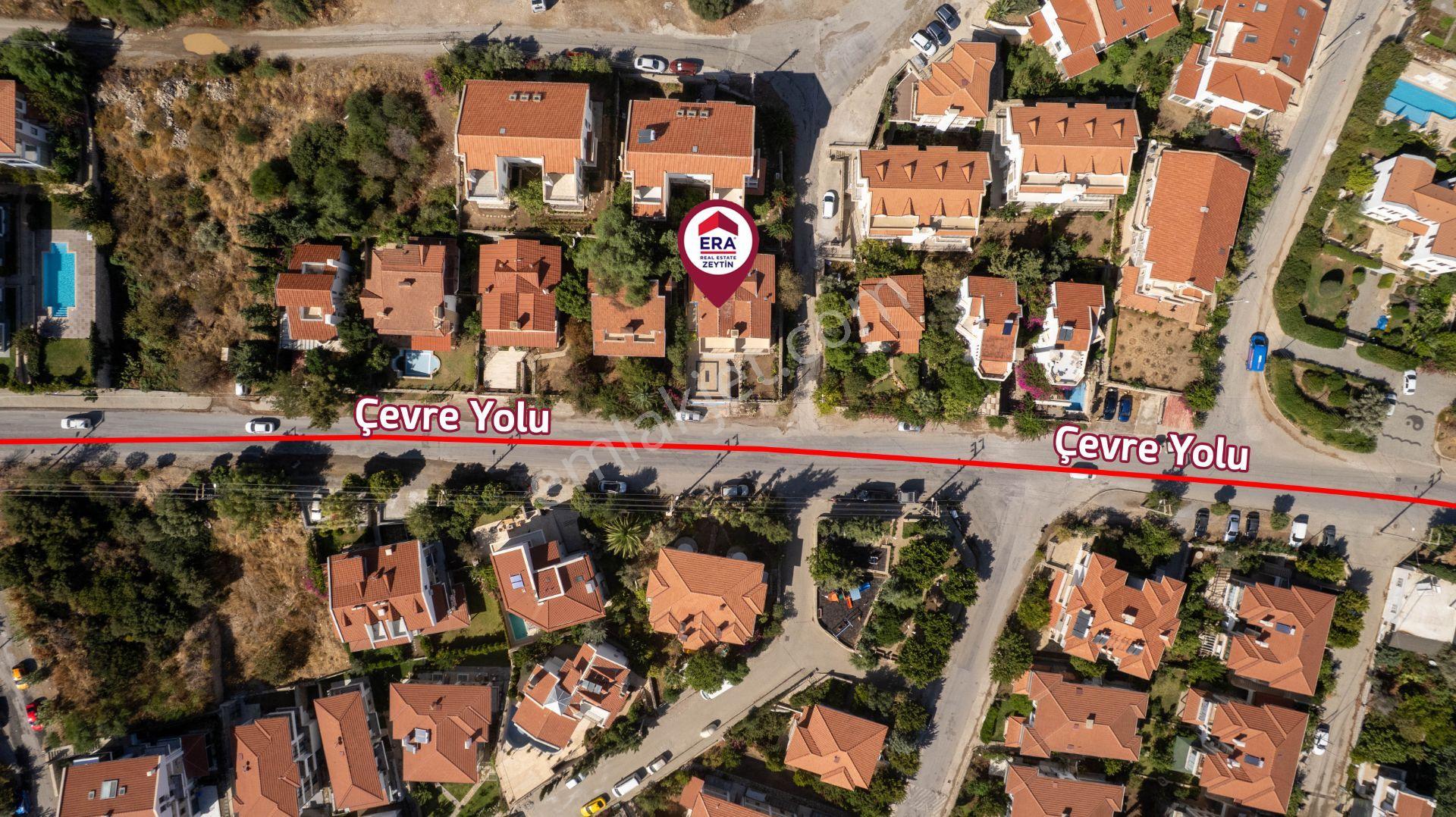 Datça Merkezde Deniz Manzaralı 277 M2 Tripleks Villa Ve Dükkan - Görsel 32