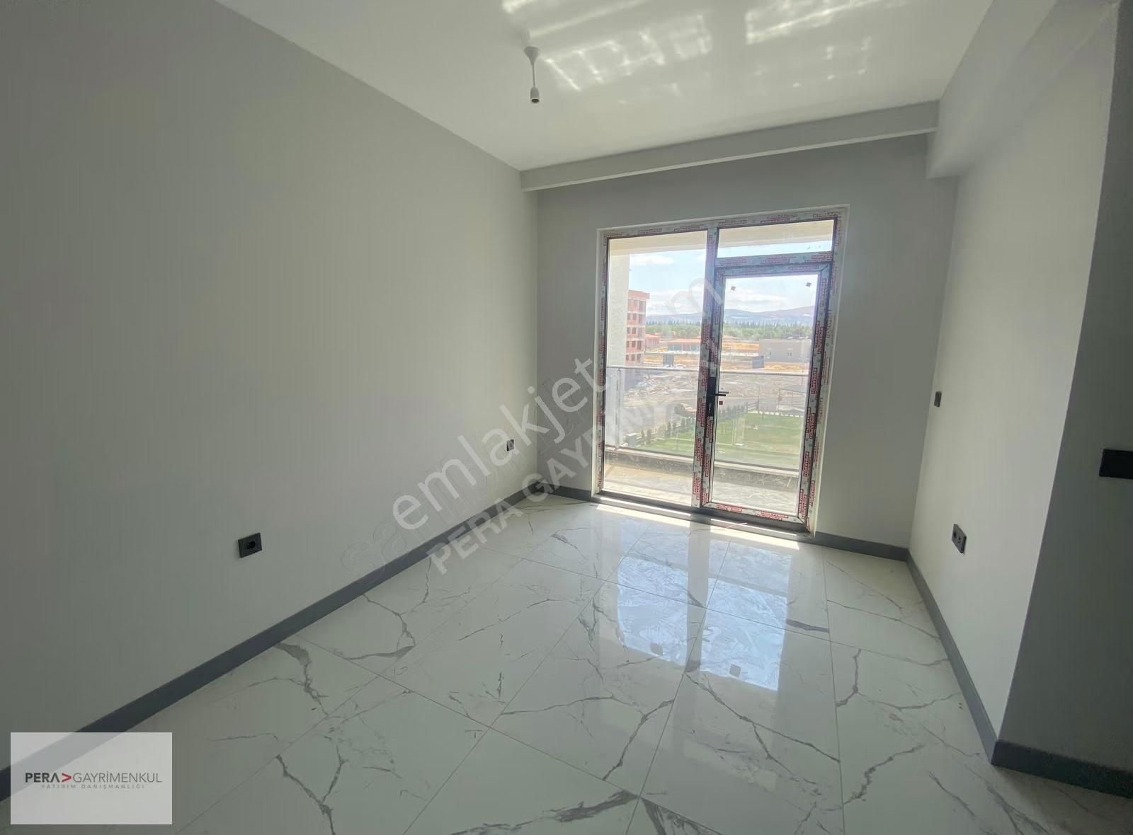 Çanakkale Merkez Esenlerde Havuzlu 2+1 Satılık Daire - Görsel 10