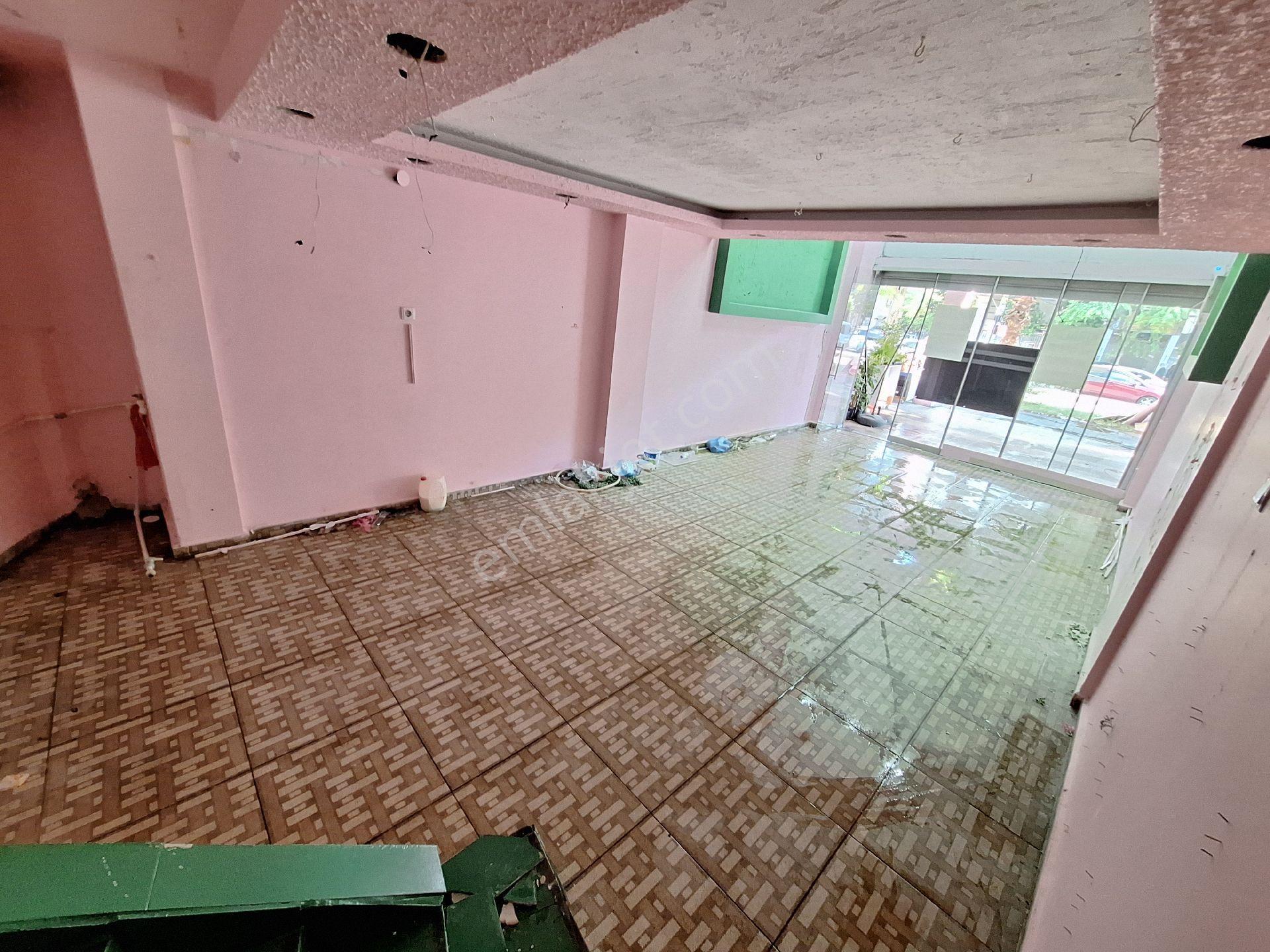Muratpaşa Milli Egemenlik Caddesi Üzerinde Kiralık Asmakatlı Dükkan - Görsel 4