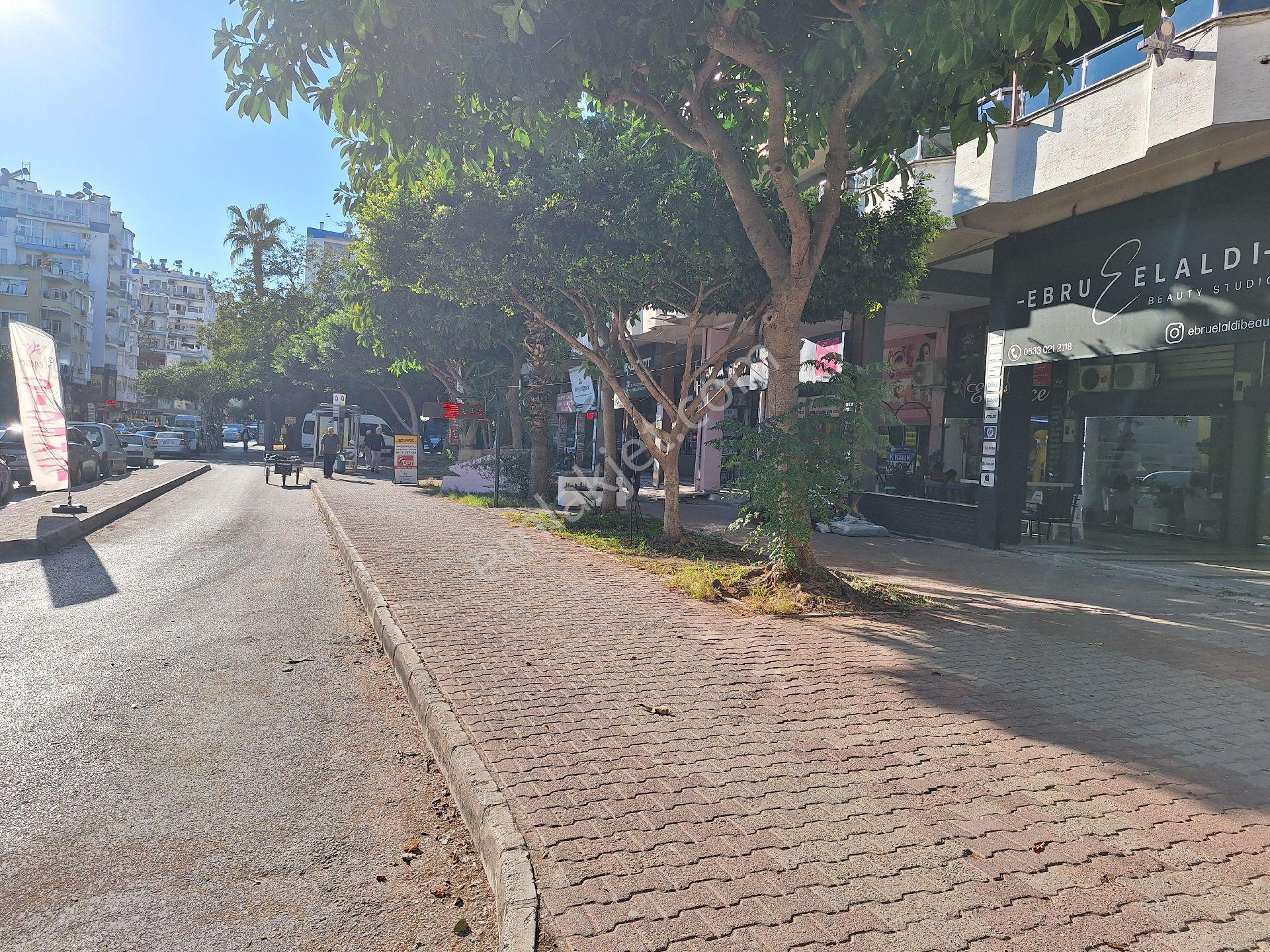 Muratpaşa Milli Egemenlik Caddesi Üzerinde Kiralık Asmakatlı Dükkan - Görsel 24