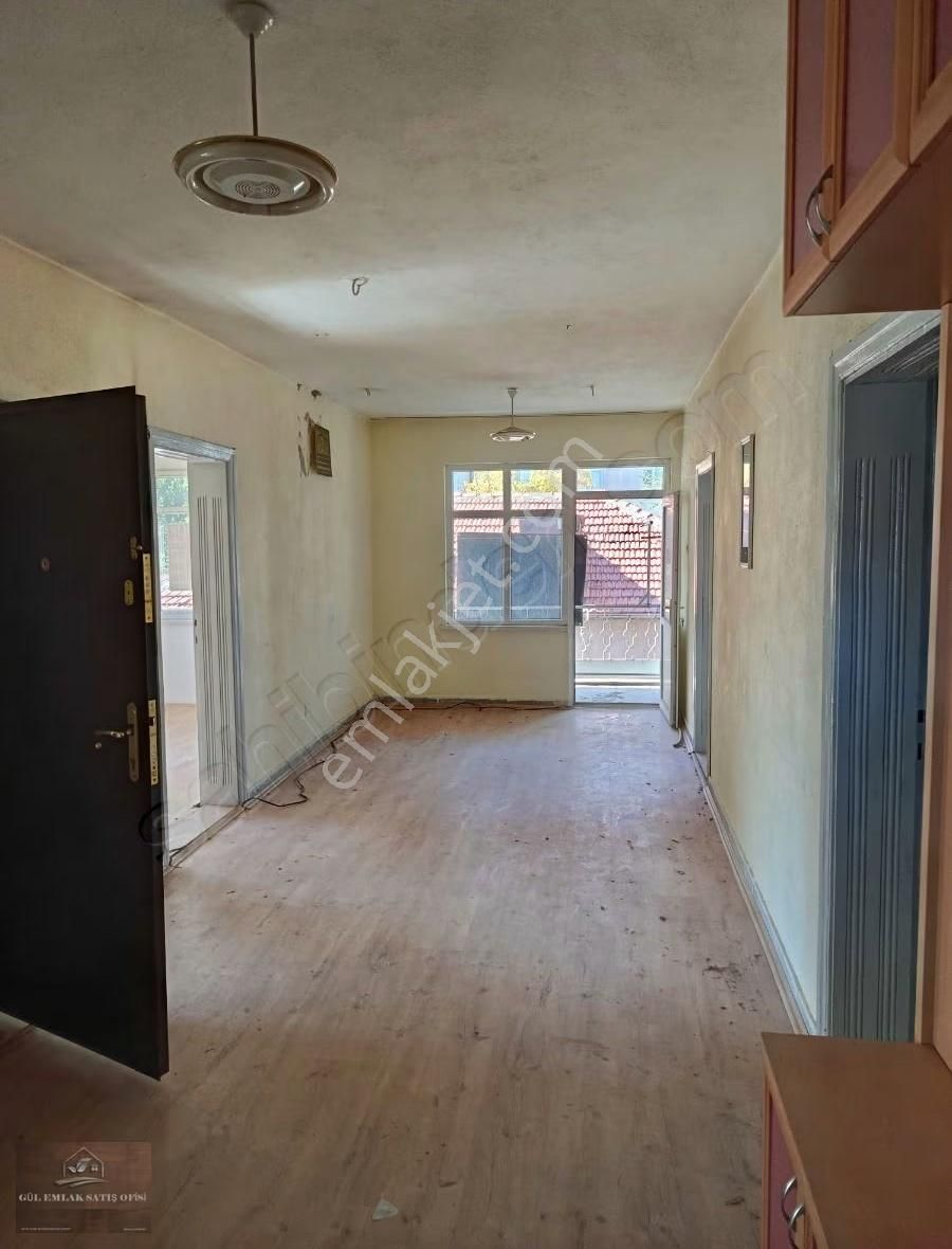 Hamidiye Mah 3 Katlı 2+1daire Olan Binamız Satlıktır - Görsel 9