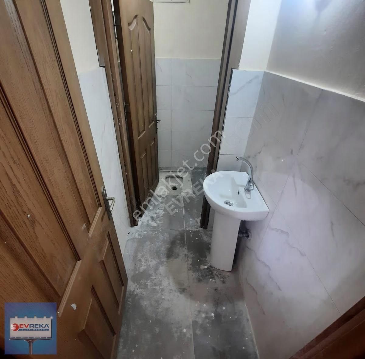 Barajyolu Hastaneler Civarı 7.kat Çok Geniş 4+1 Kiralık - Görsel 12