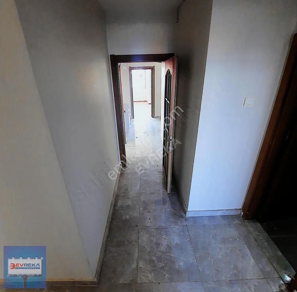 Barajyolu Hastaneler Civarı 7.kat Çok Geniş 4+1 Kiralık - Görsel 4