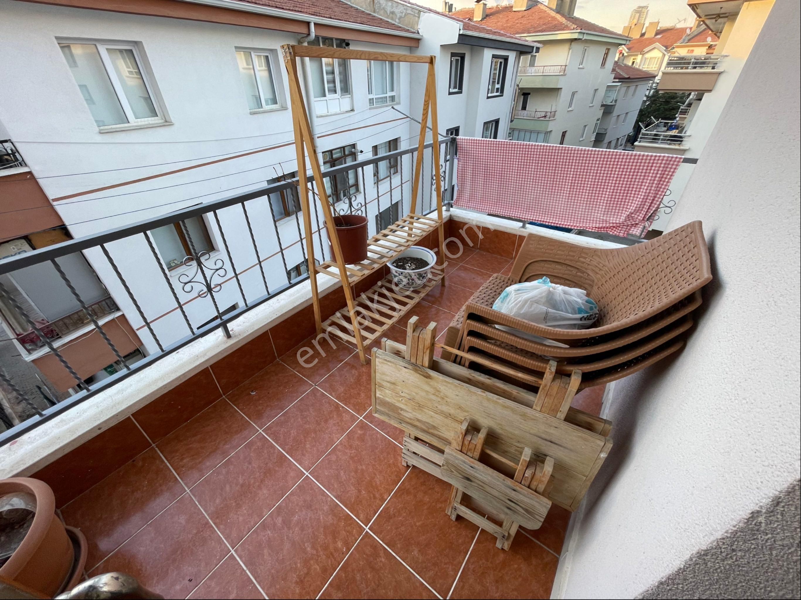 23 Nisan Mahallesinde Ara Katta Full Yapılı 3+1 Satılık Daire - Görsel 11