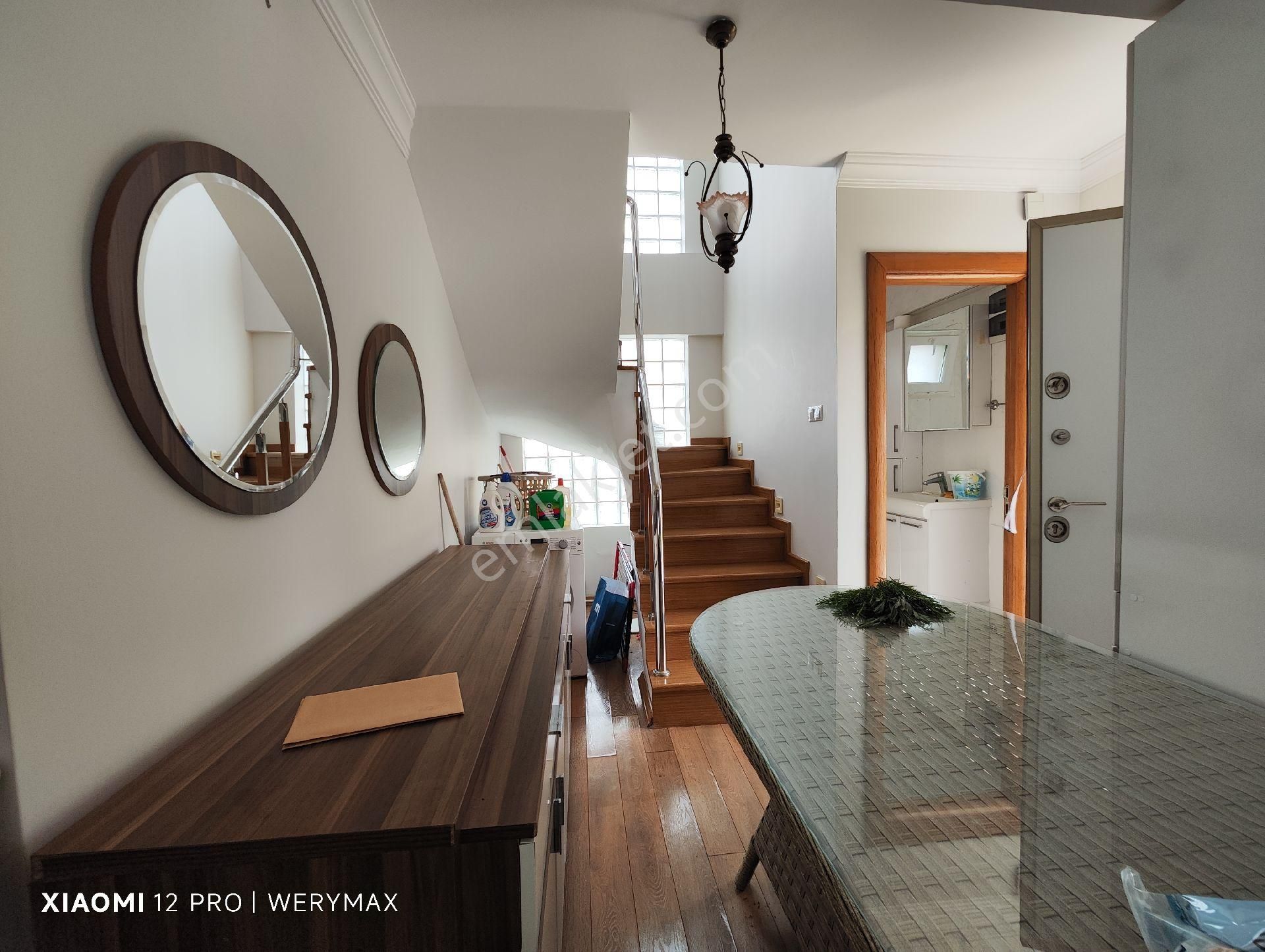 Çeşme Dalyan'da Denize Sıfır Hazulu Site İçerisinde Satılık Müstakil 3+1 Villa - Görsel 35