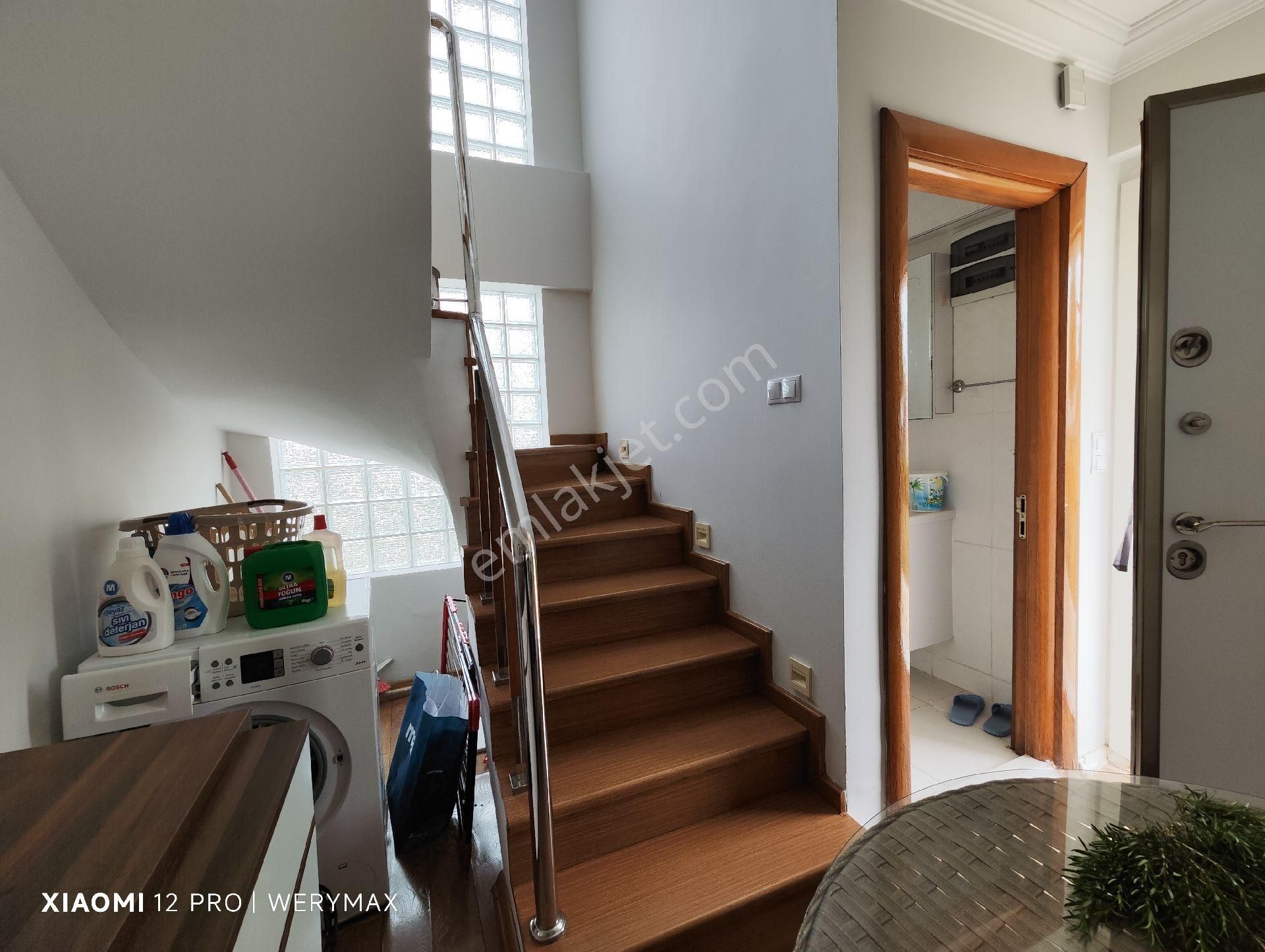 Çeşme Dalyan'da Denize Sıfır Hazulu Site İçerisinde Satılık Müstakil 3+1 Villa - Görsel 12