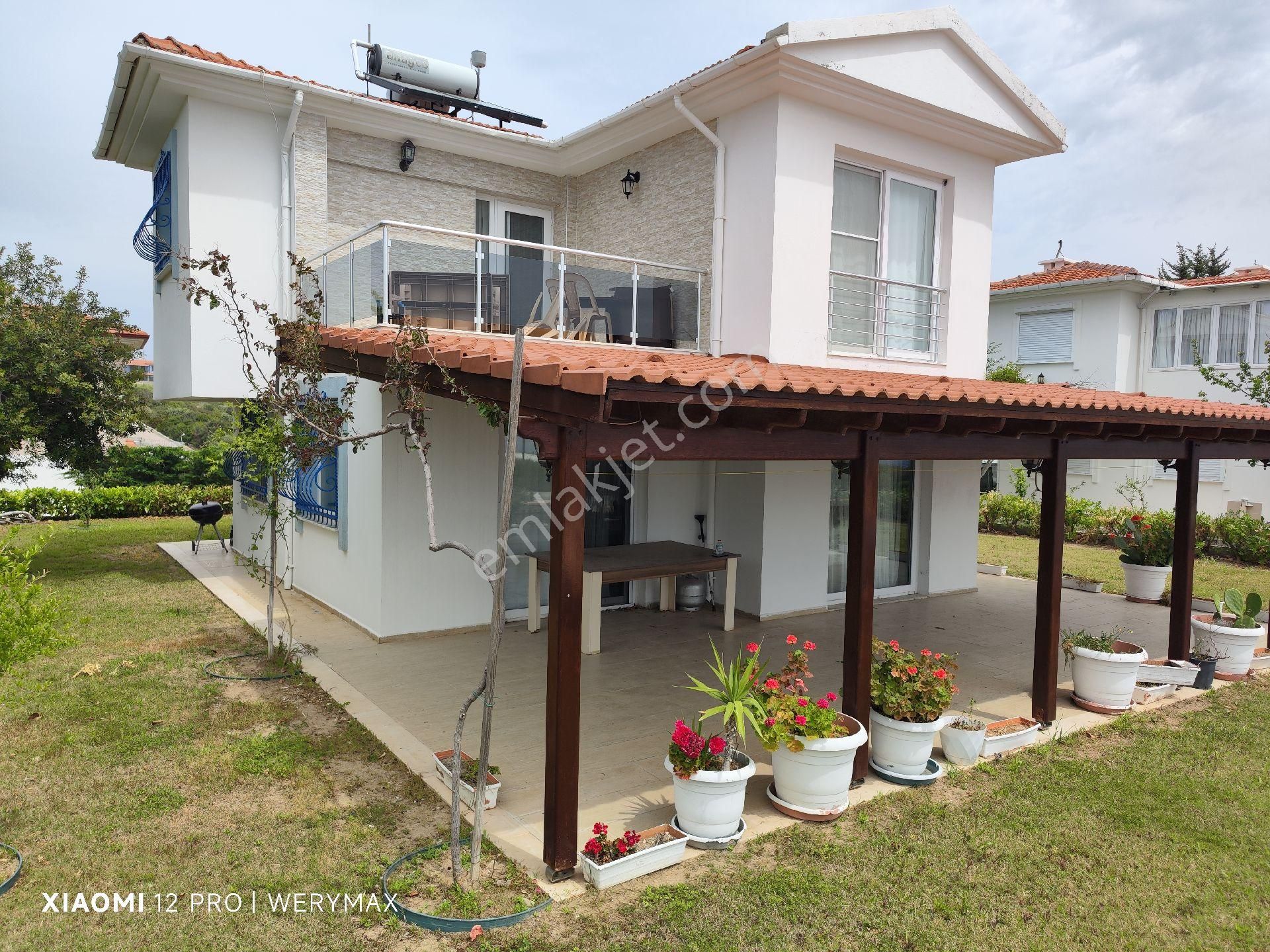 Çeşme Dalyan'da Denize Sıfır Hazulu Site İçerisinde Satılık Müstakil 3+1 Villa - Görsel 10