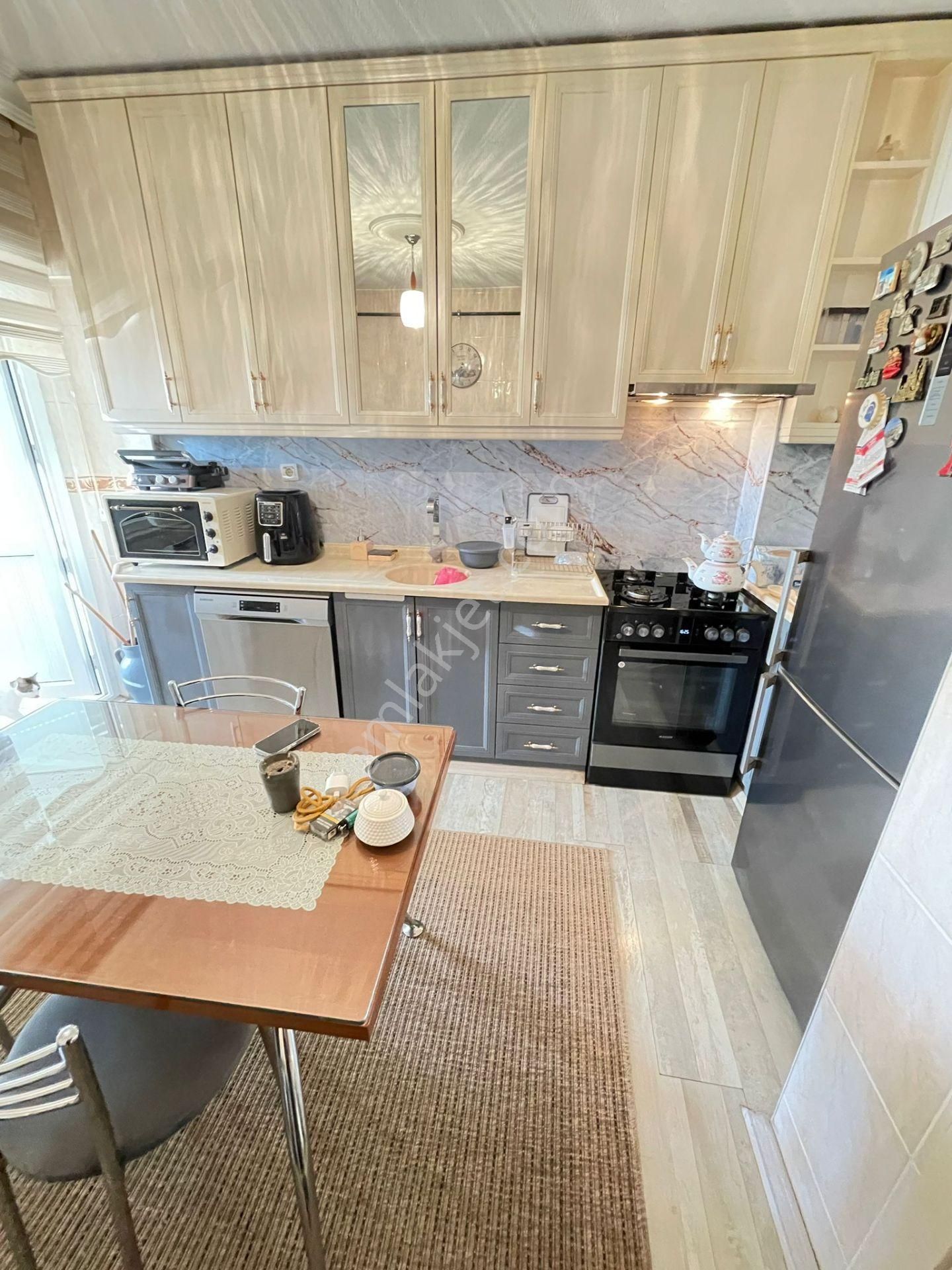 Hazar Gayrimenkul'den Uzun Çarşıya 5 Dk Doğalgazlı 3+1 Yapılı Daire - Görsel 2