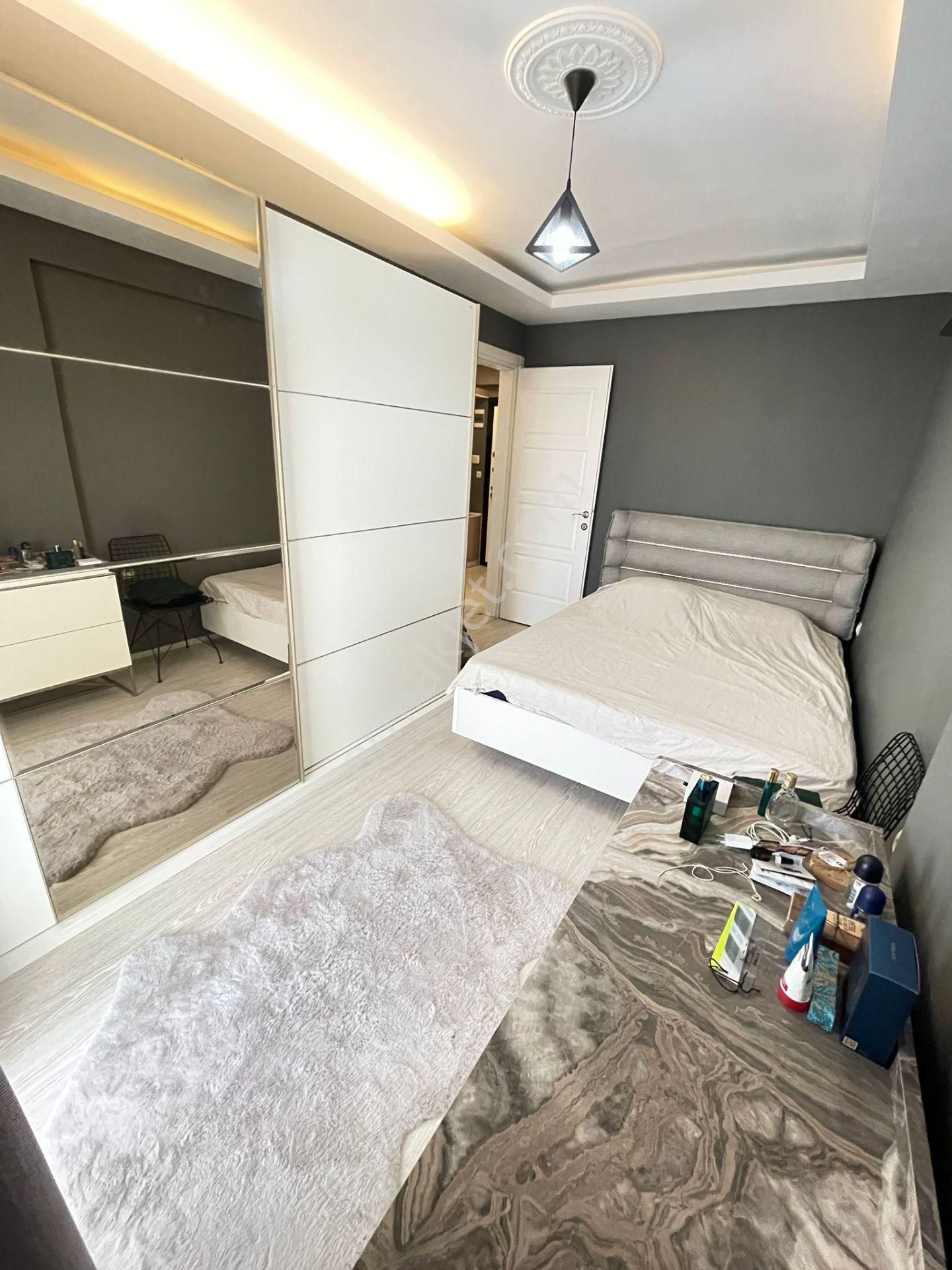 Hazar Gayrimenkul'den İsabeylide Amerikan Koleji Altında İçi Full Yapılı 2+1 Daire - Görsel 17