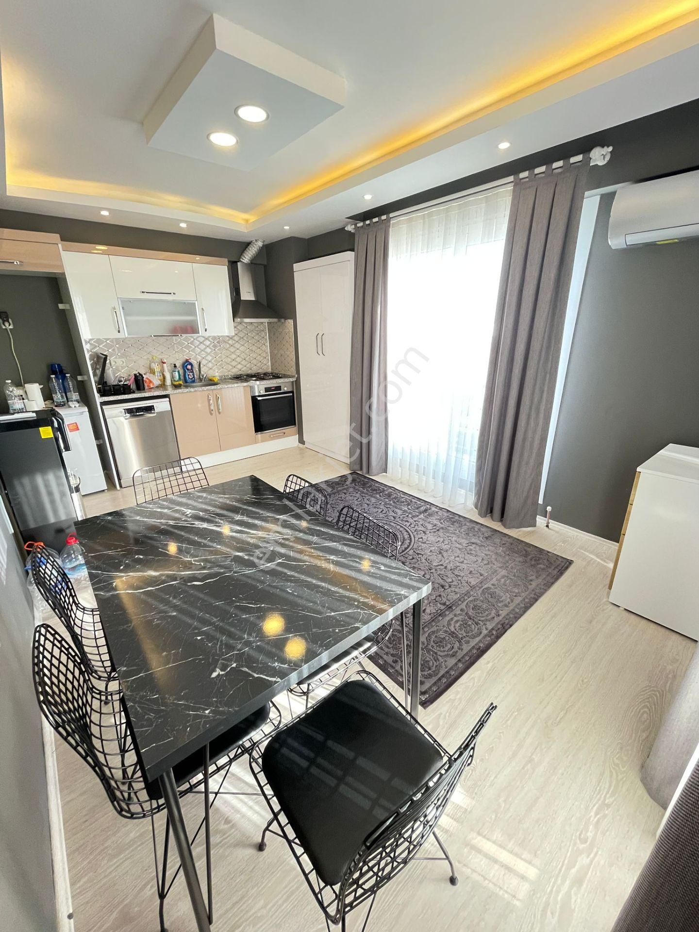 Hazar Gayrimenkul'den İsabeylide Amerikan Koleji Altında İçi Full Yapılı 2+1 Daire